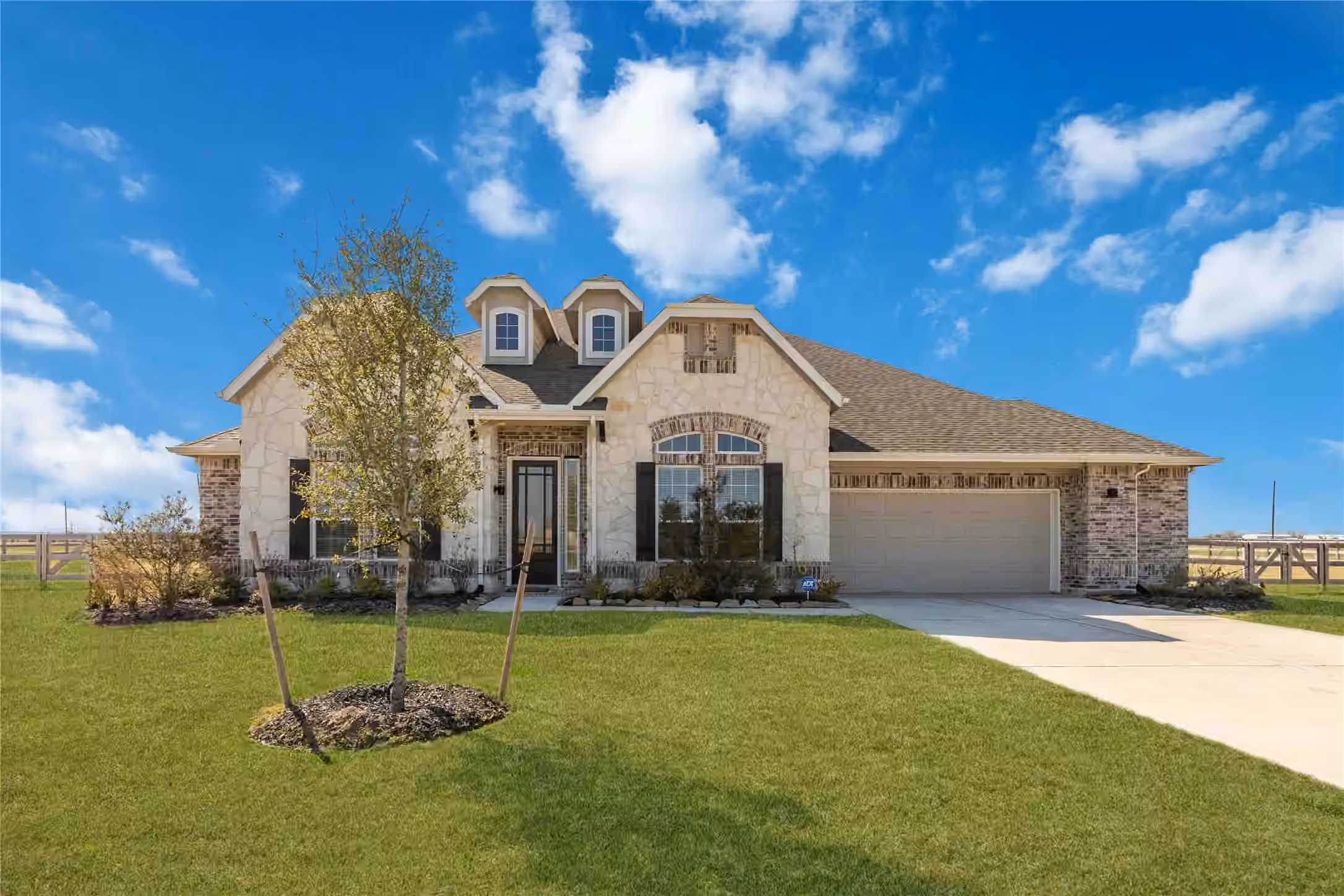 Photo 4 of 4005 Wildflower Place, Waller, TX