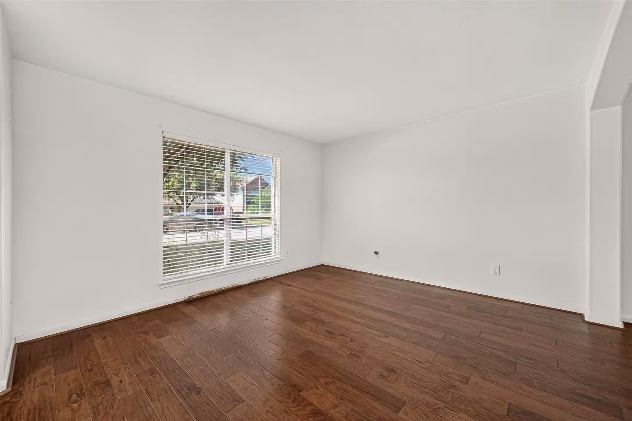 Photo 5 of 25346 Barmby Drive, Tomball, TX