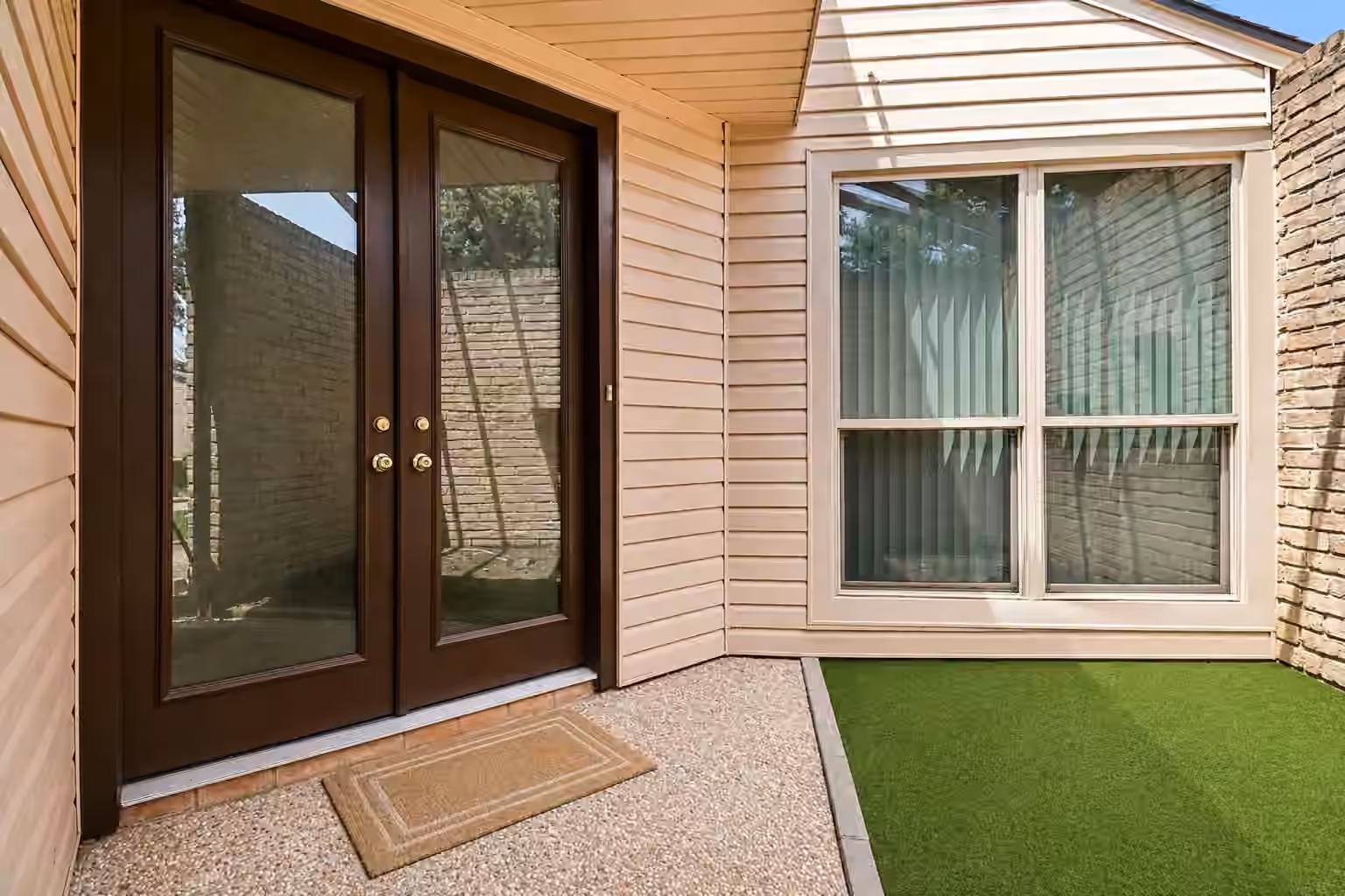 Photo 4 of 17231 Meadow Butte Drive, Houston, TX