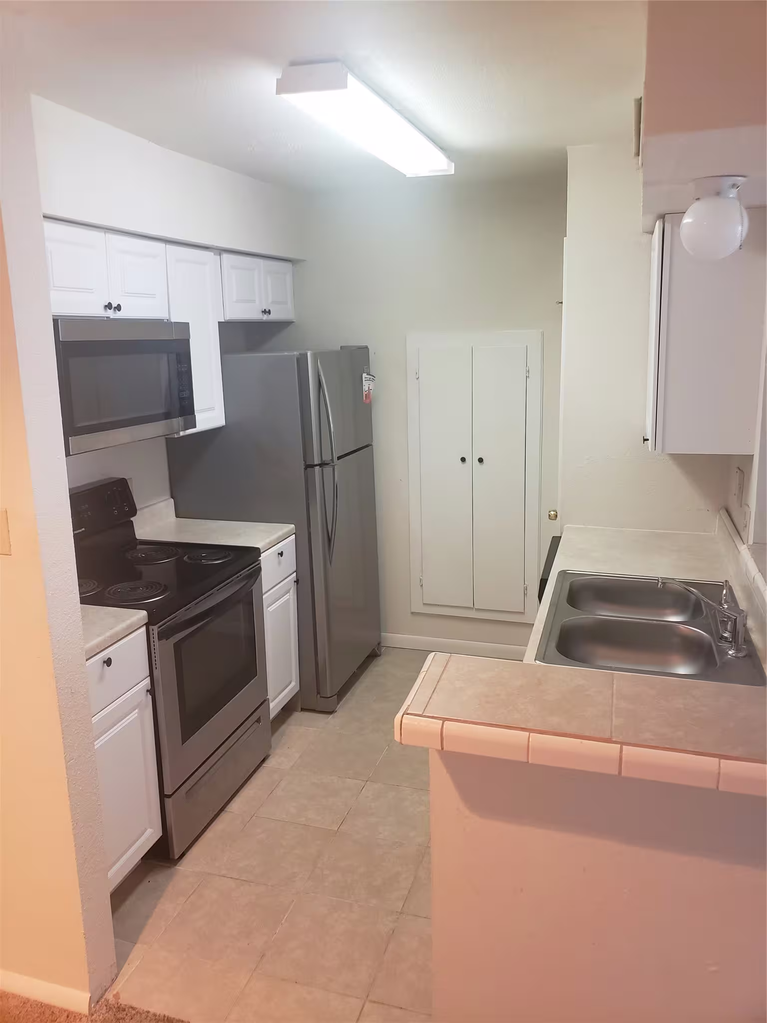 Photo 6 of 16120 Stuebner Airline Road 603, Spring, TX