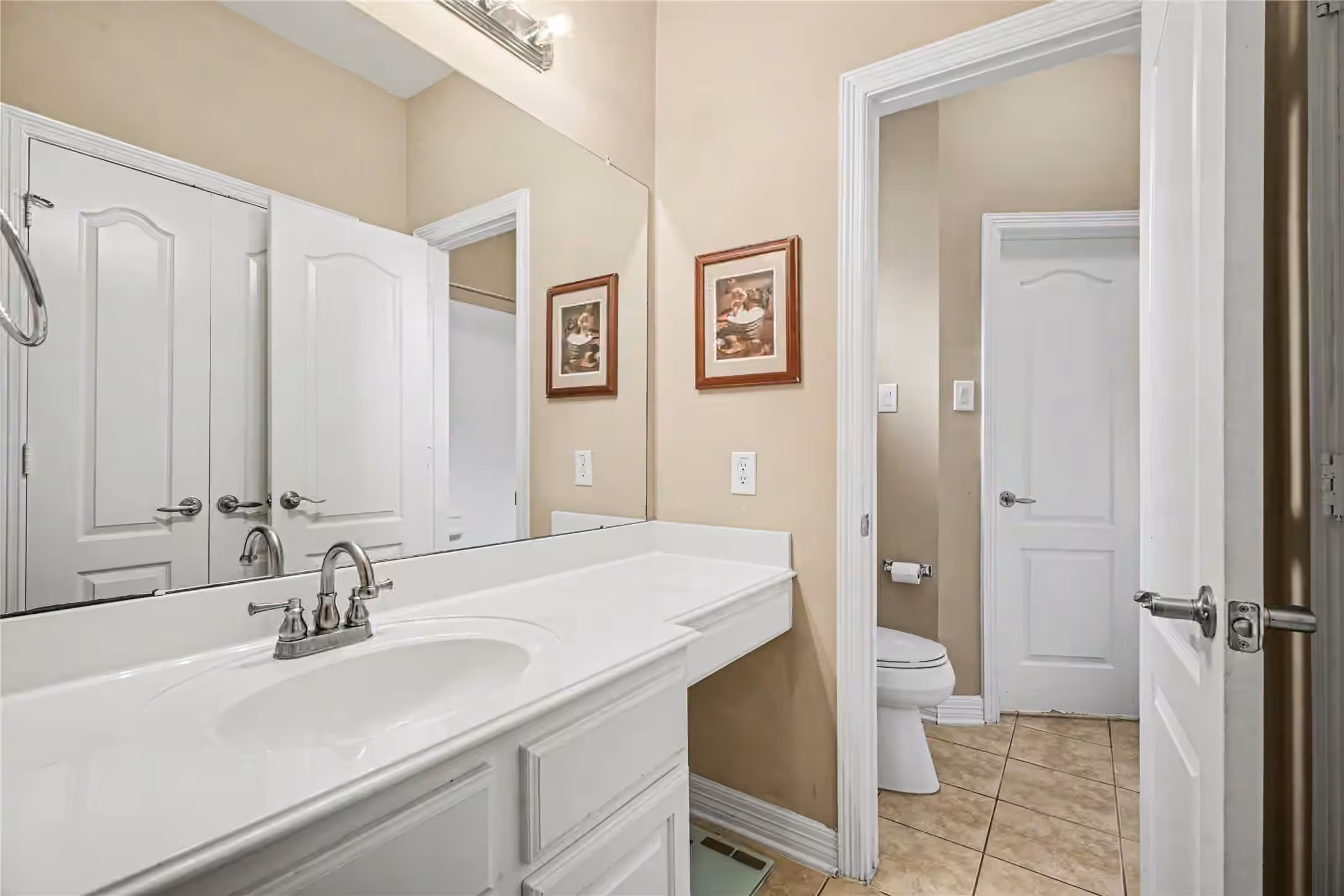Photo 6 of 1541 Moncrey Avenue, League City, TX