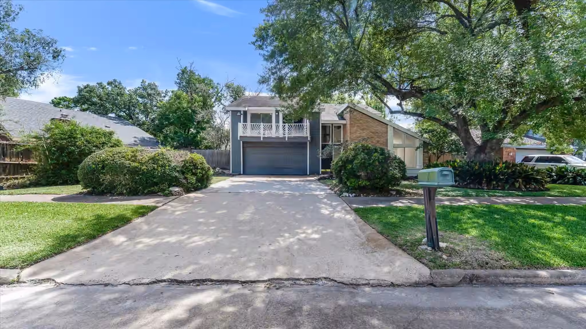 Photo 4 of 12826 Palm Desert Lane, Houston, TX