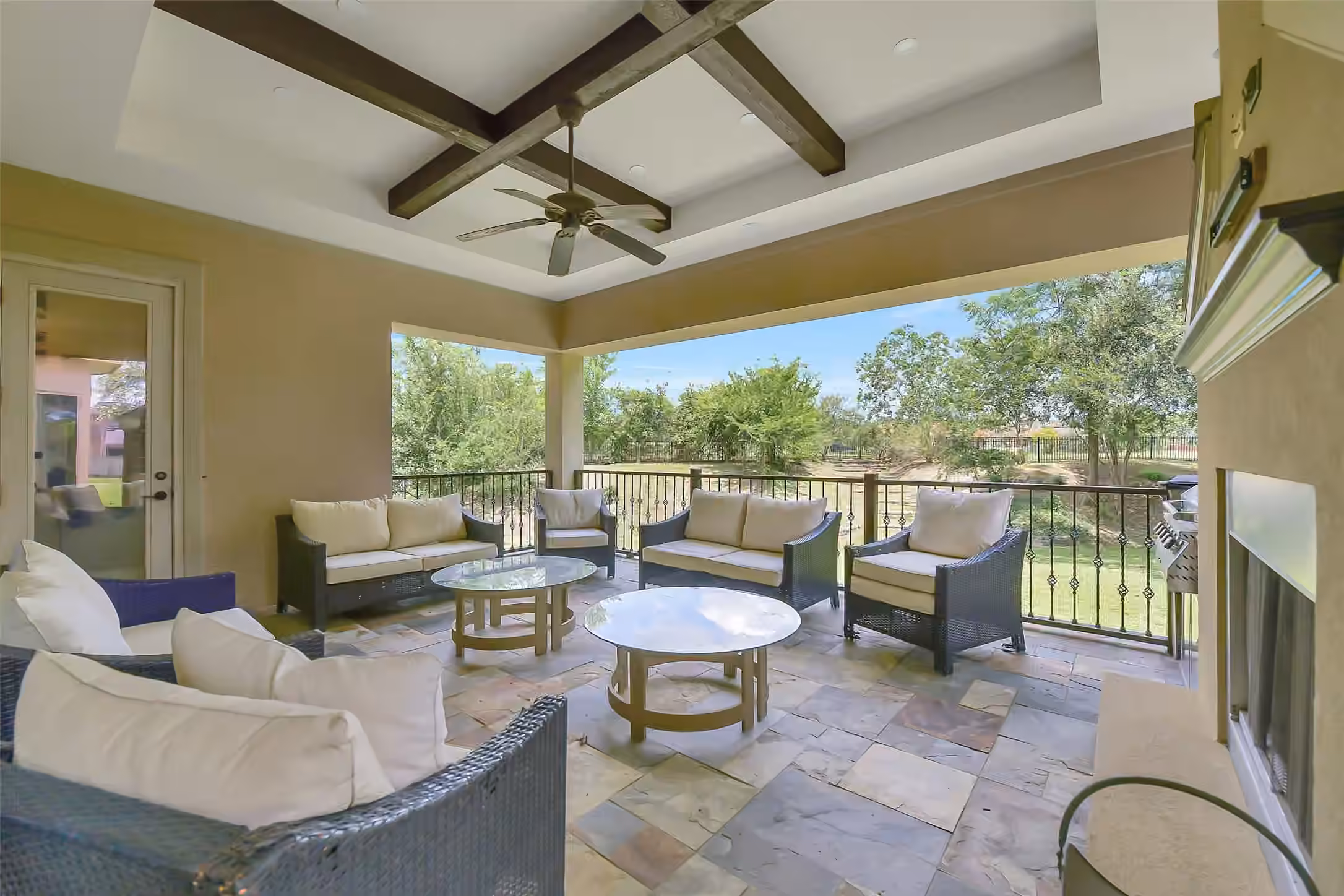 Photo 7 of 2901 Green Tee Drive, Pearland, TX