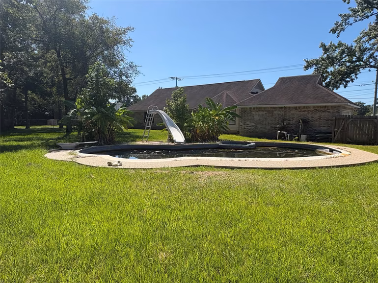 Photo 6 of 8874 Spring Woods Drive, Montgomery, TX
