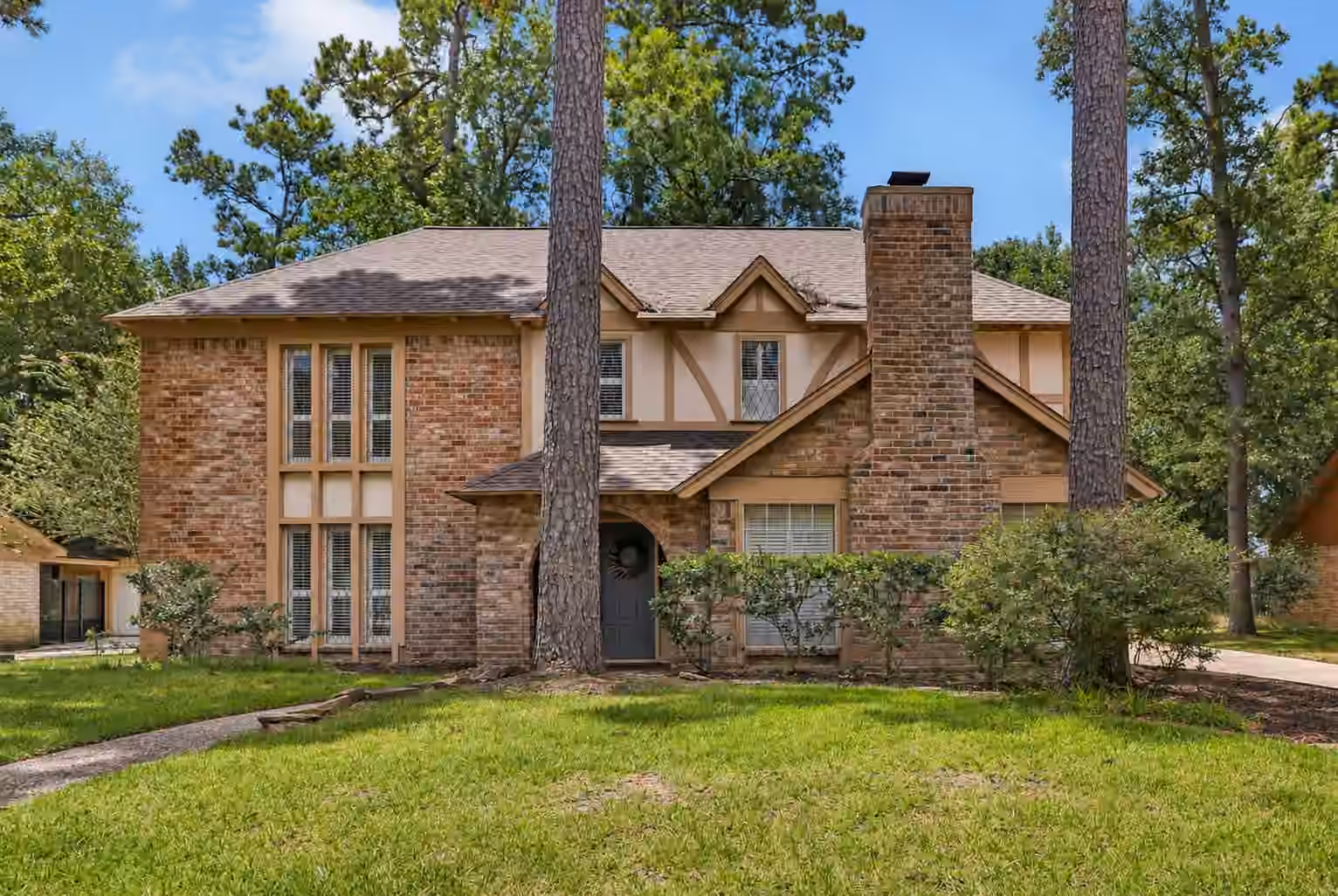 Photo of 2210 Laurel Hill Drive, Kingwood, TX