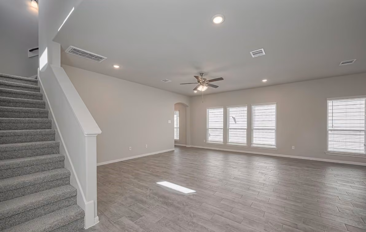 Photo 4 of 750 Marion Place Drive, Dayton, TX
