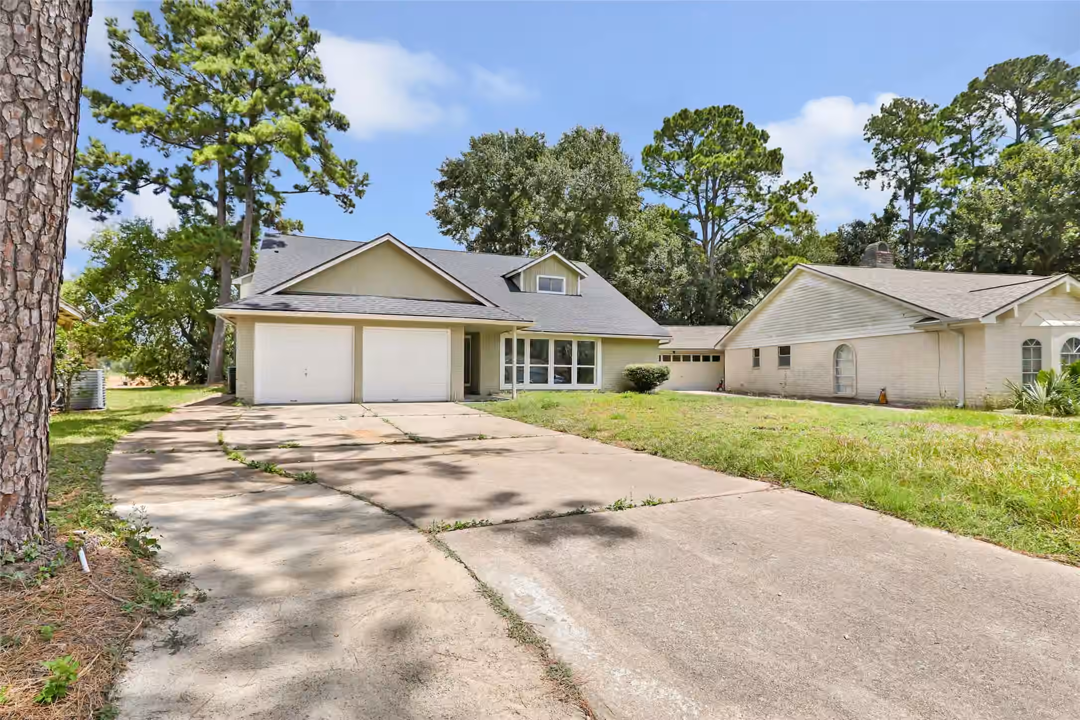Photo 3 of 5914 Lawn Lane, Houston, TX