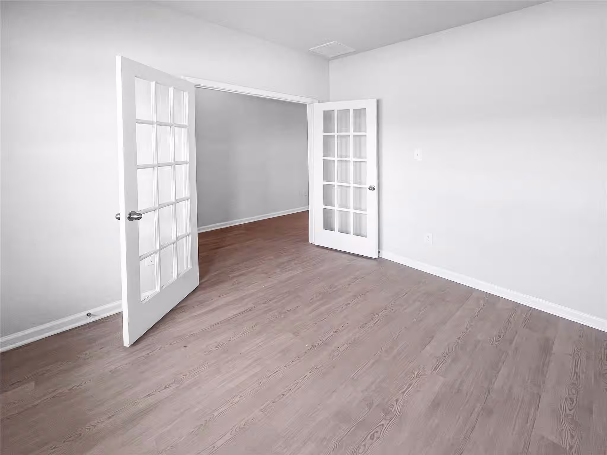 Photo 3 of 9717 Enclave Ridge Road, Willis, TX
