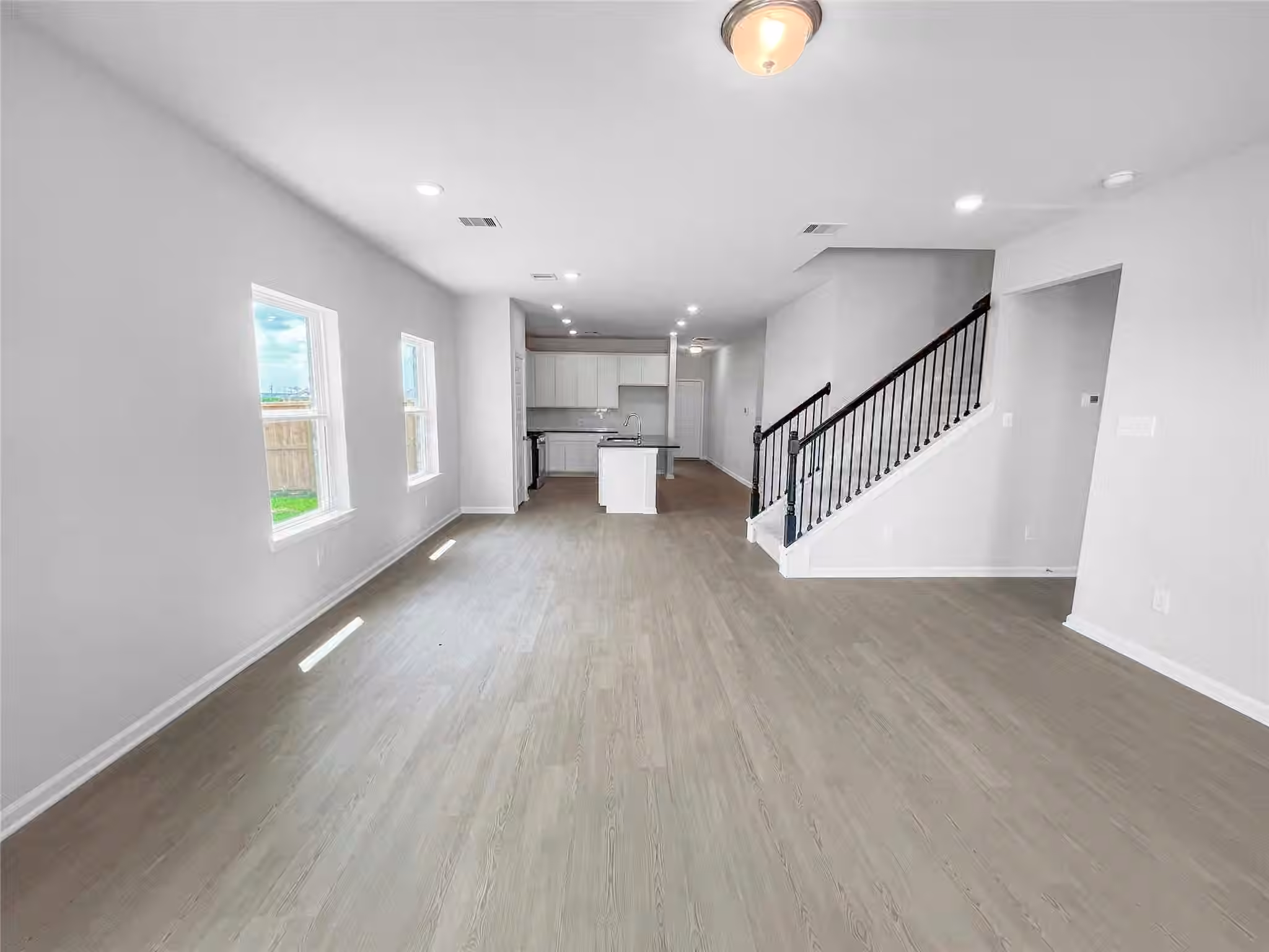 Photo 7 of 9717 Enclave Ridge Road, Willis, TX