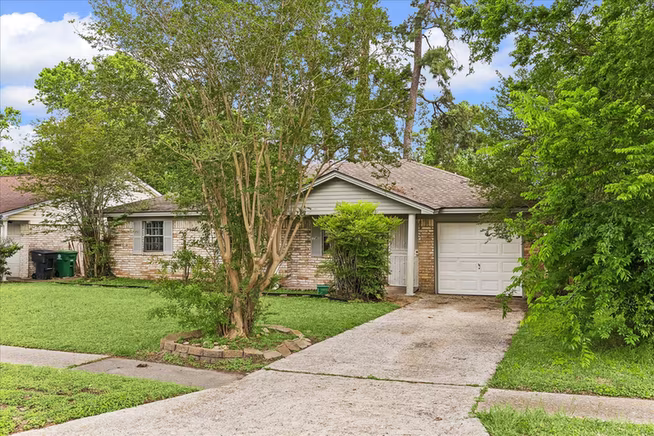 Photo 7 of 7714 Sterlingshire Street, Houston, TX