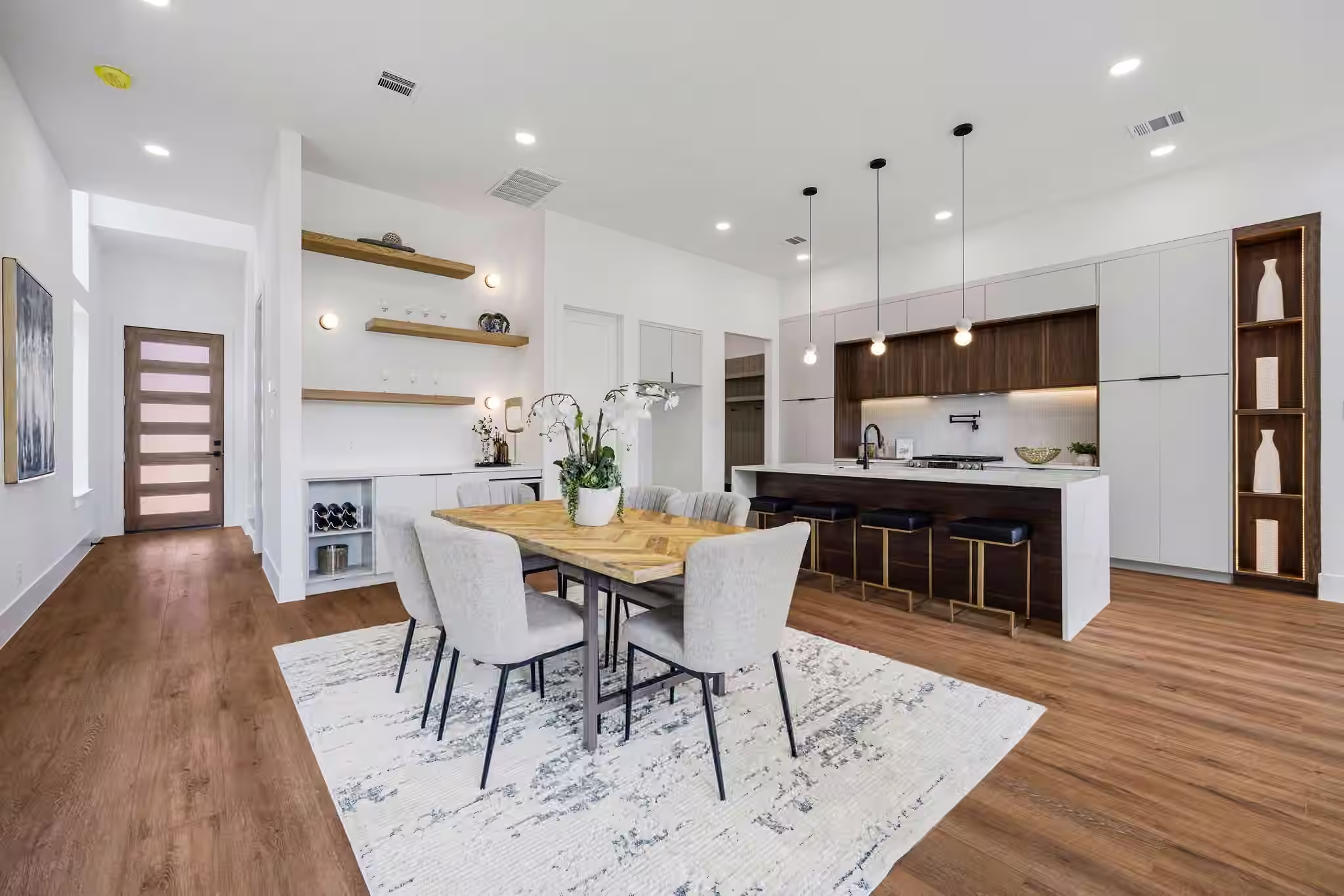 Photo 5 of 3505 Rogers Street, Houston, TX