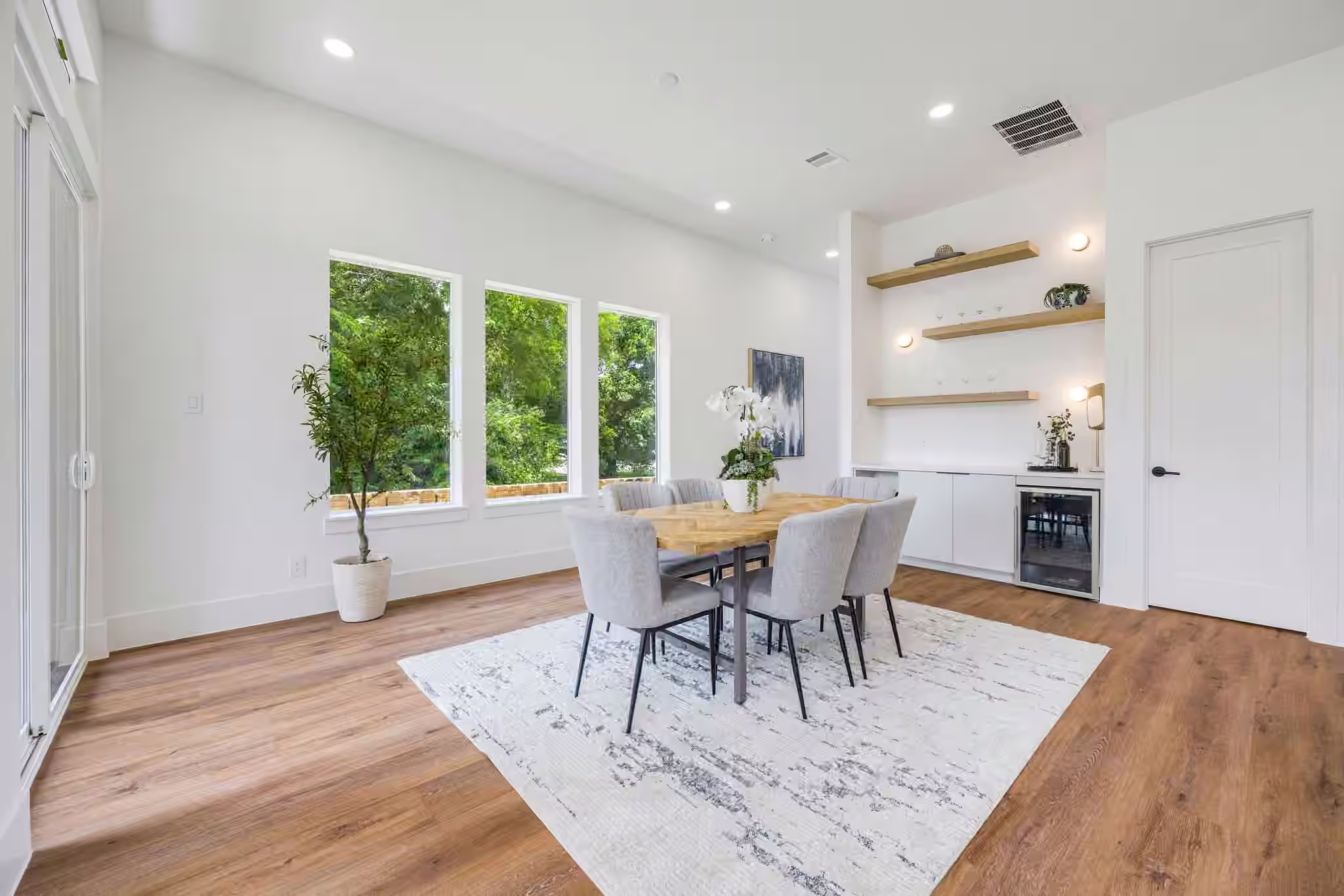 Photo 7 of 3505 Rogers Street, Houston, TX