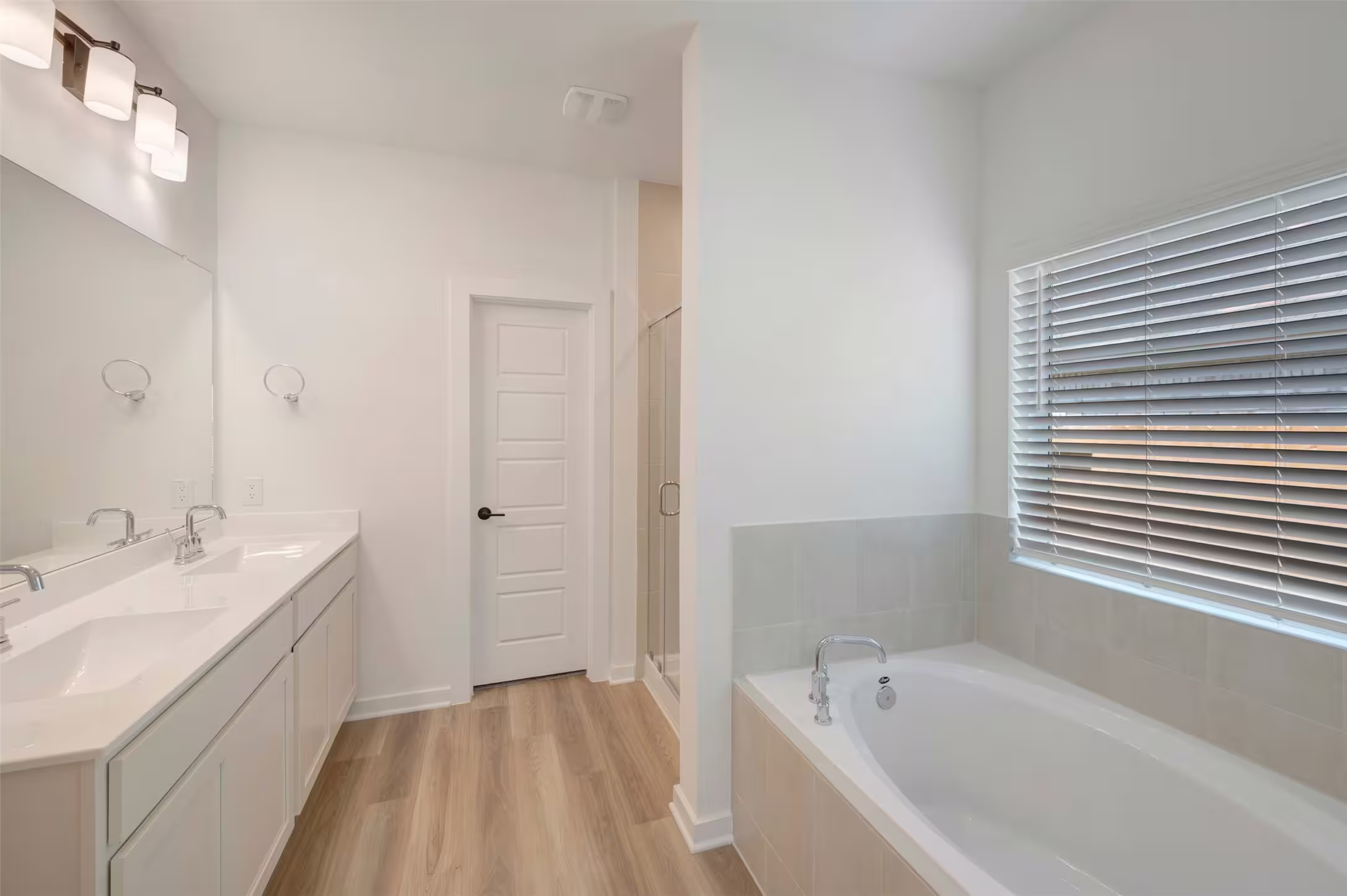 Photo 5 of 1611 Westland Lane, Rosenberg, TX