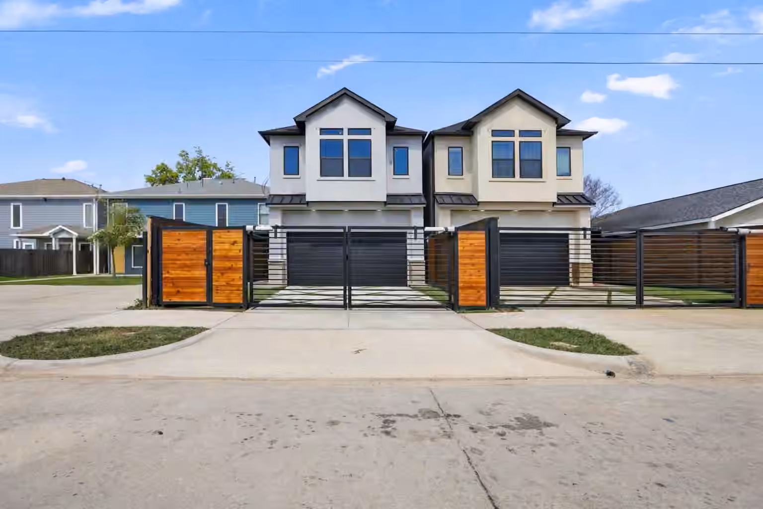 Photo 2 of 6611 Avenue O, Houston, TX