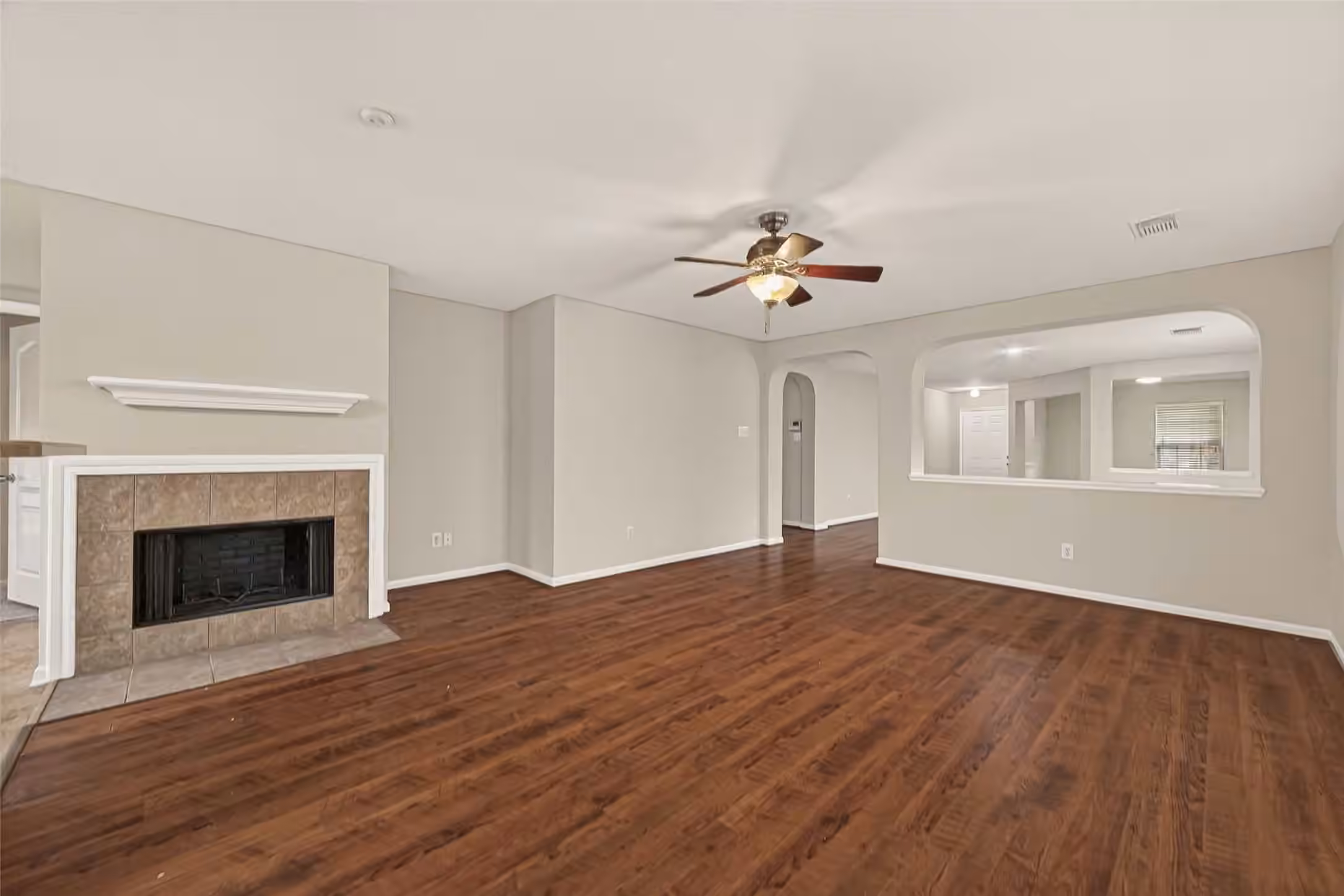 Photo 7 of 4219 Mineral Haven Drive, Houston, TX