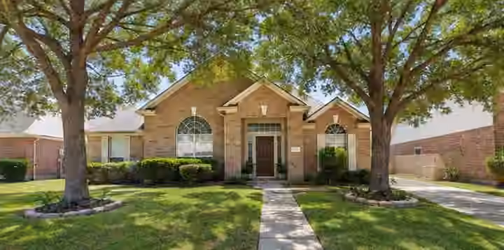 Photo 2 of 17711 Emerald Garden Lane, Houston, TX