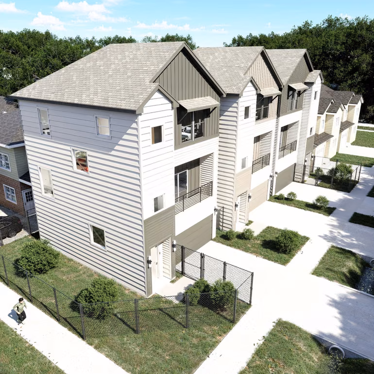 Photo 5 of 4717 Branch Boulevard, Houston, TX