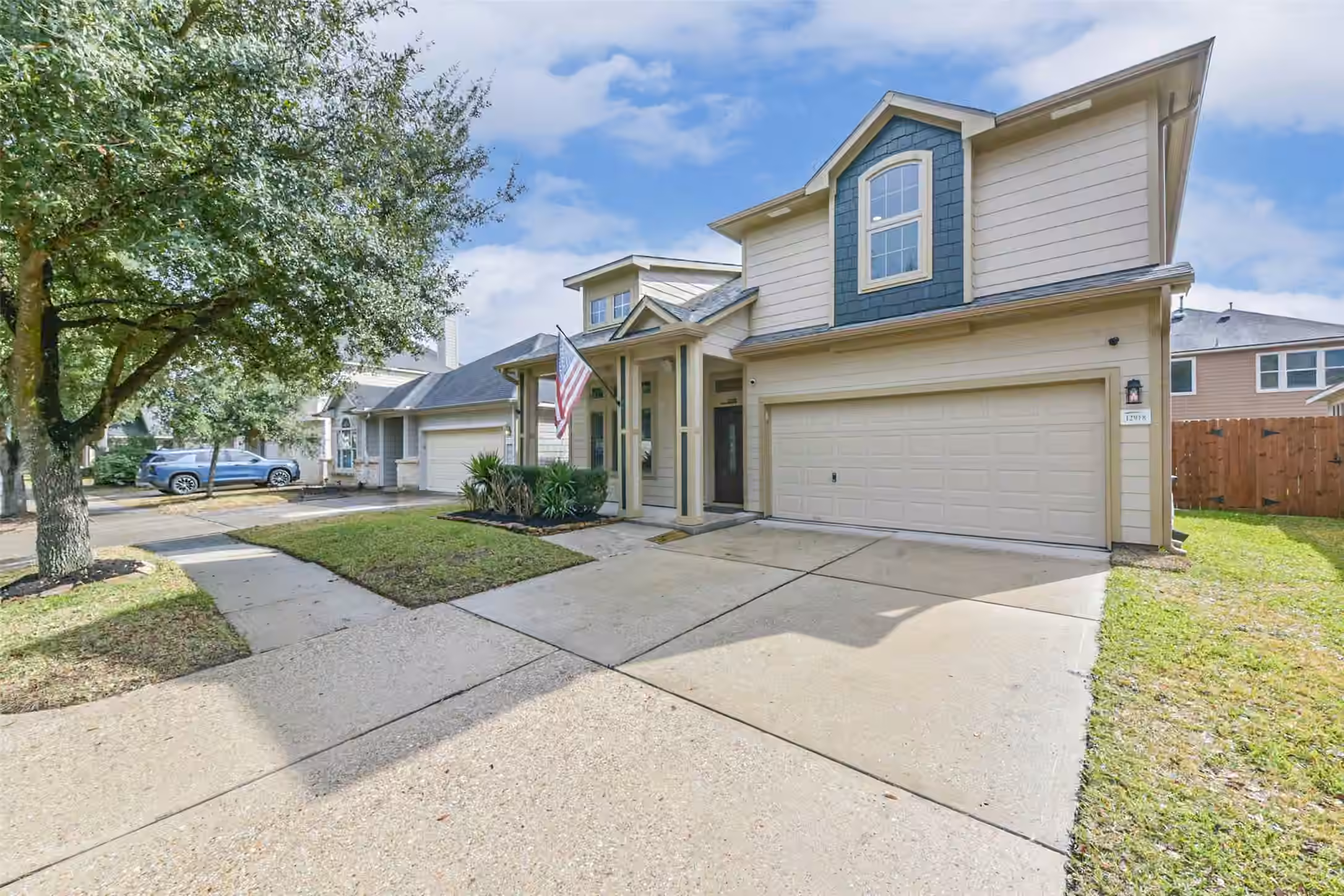 Photo 7 of 12918 Redbud Shores Lane, Houston, TX