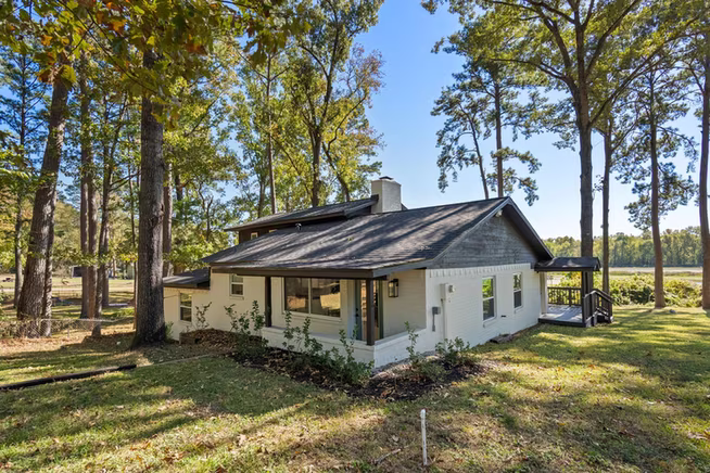 Photo 2 of 284 Hackberry Street, Trinity, TX