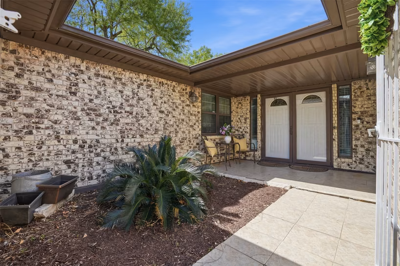 Photo 7 of 815 Wisconsin Street, South Houston, TX