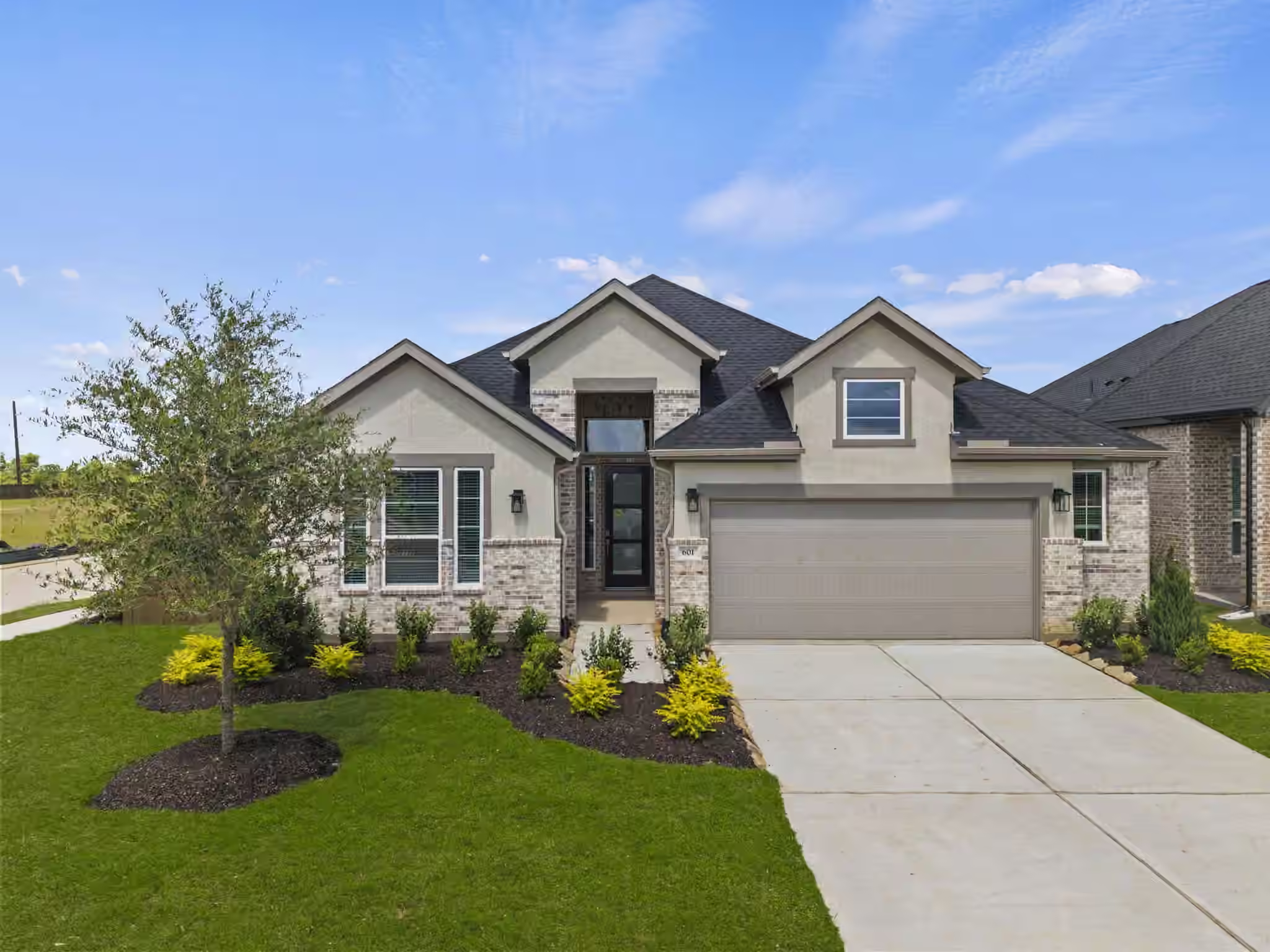 Photo of 601 Green Ash Way, Waller, TX