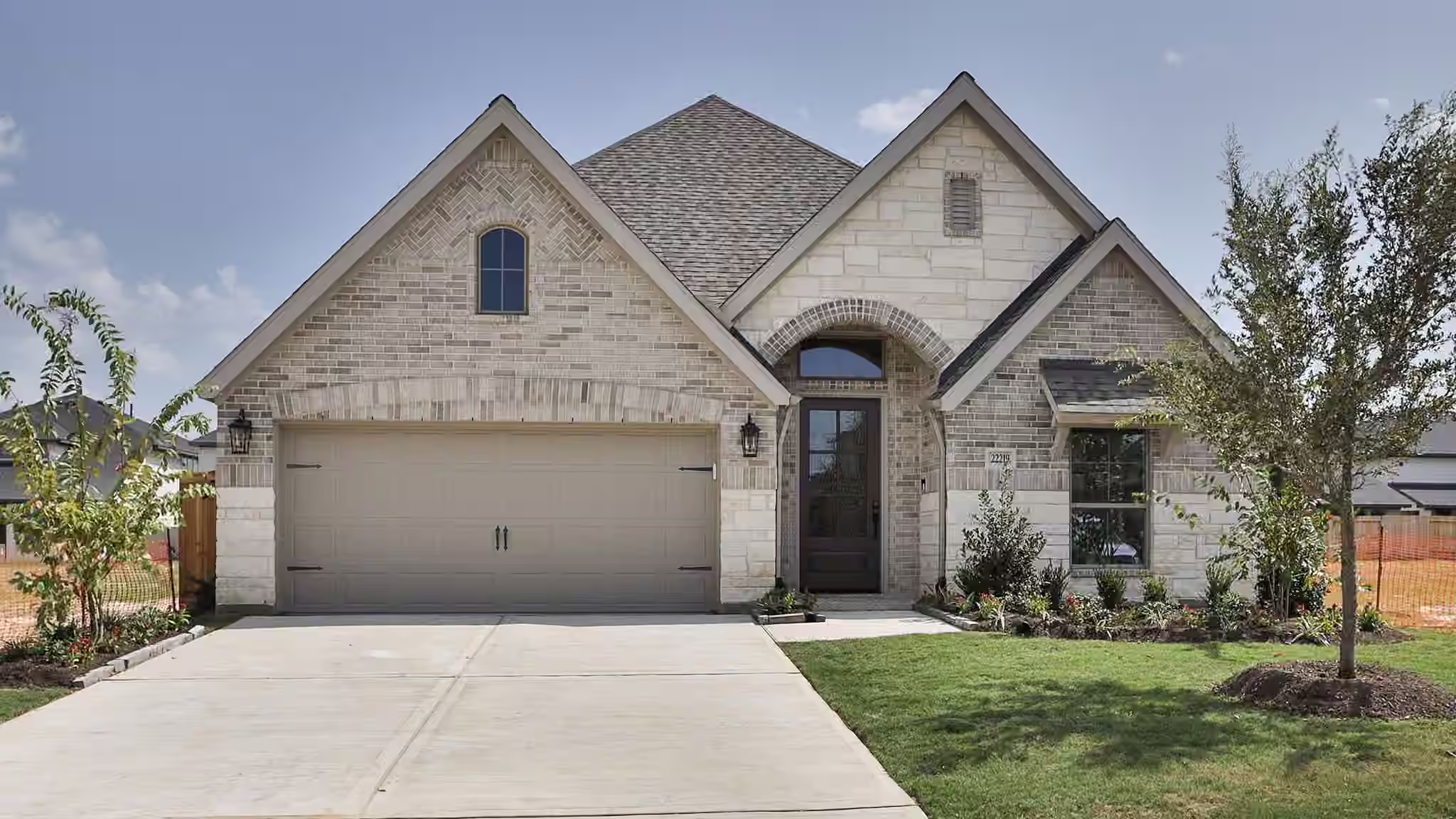 Photo 2 of 22219 Larkspir Gate Drive, Hockley, TX