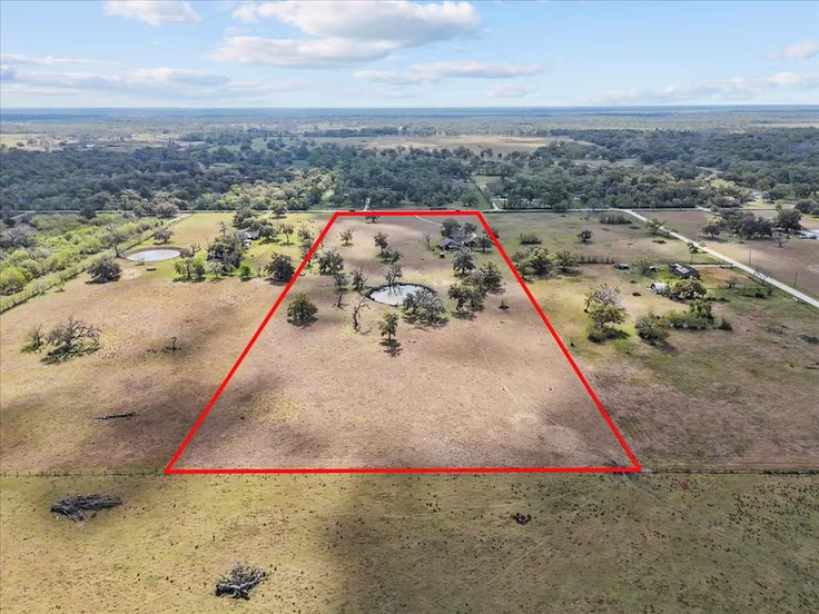 Photo 3 of 8960 County Road 505, Brazoria, TX