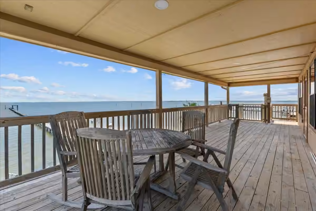 Photo 6 of 5212 Bayside Drive, Baytown, TX