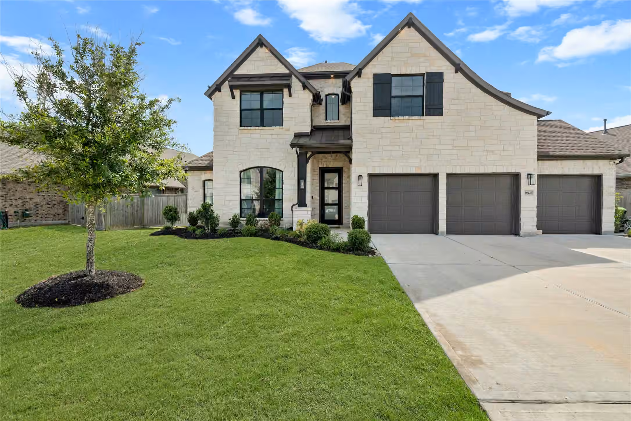 Photo 2 of 26223 Polaris Rise Lane, Richmond, TX