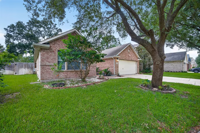 Photo 3 of 12618 Spring Music Drive, Houston, TX