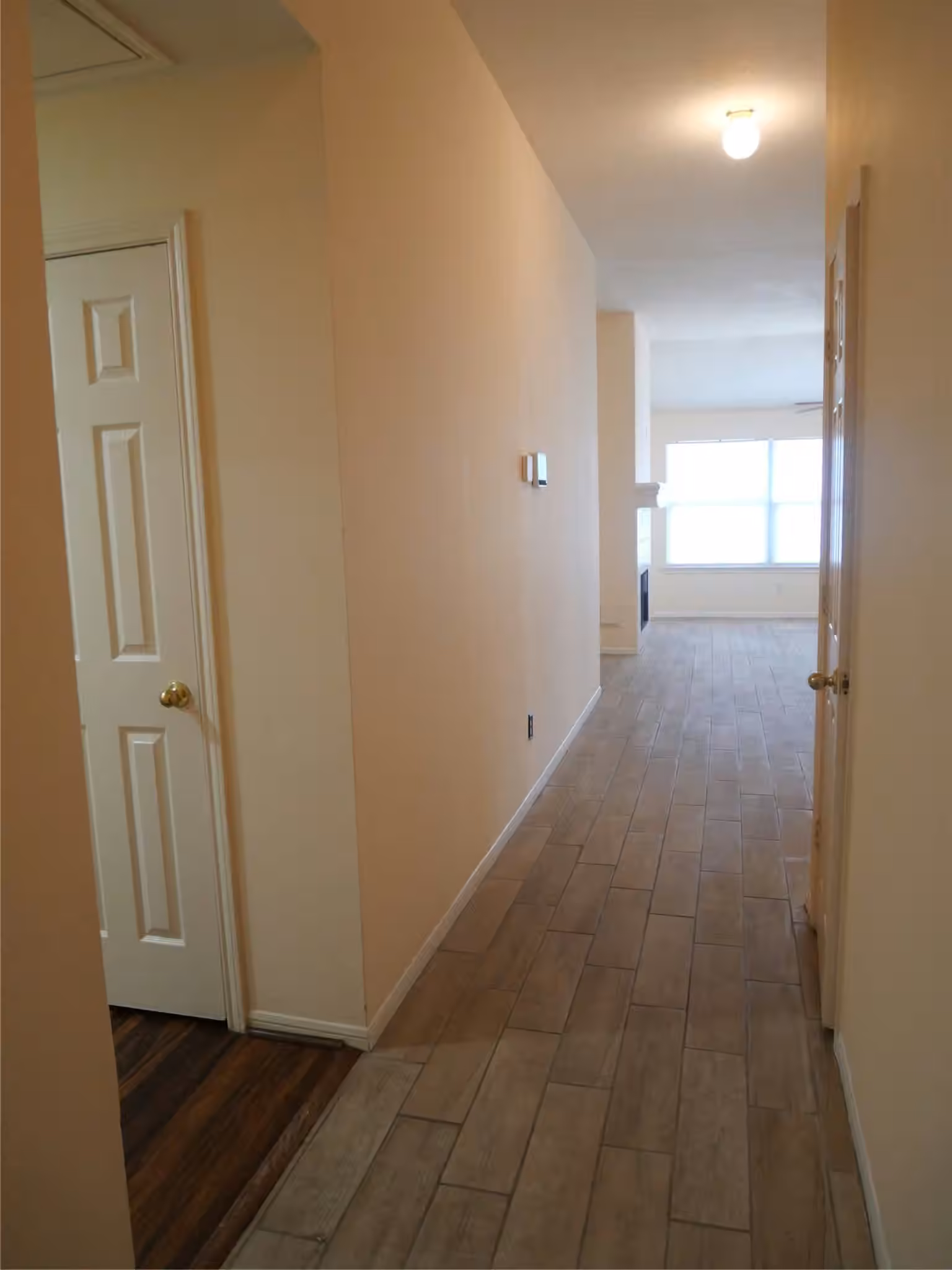 Photo 4 of 4923 Callery Creek Drive, Houston, TX
