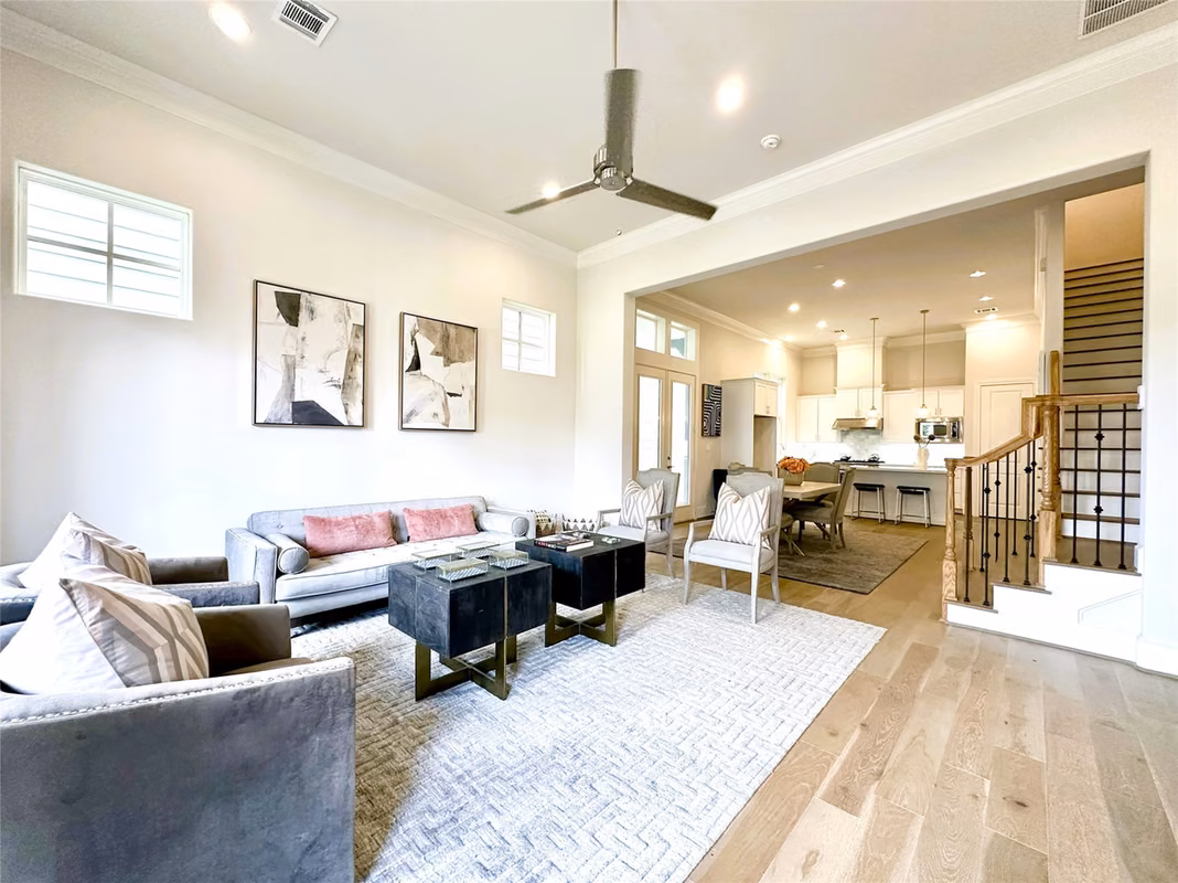 Photo 5 of 8710 Park Kolbe Lane, Houston, TX