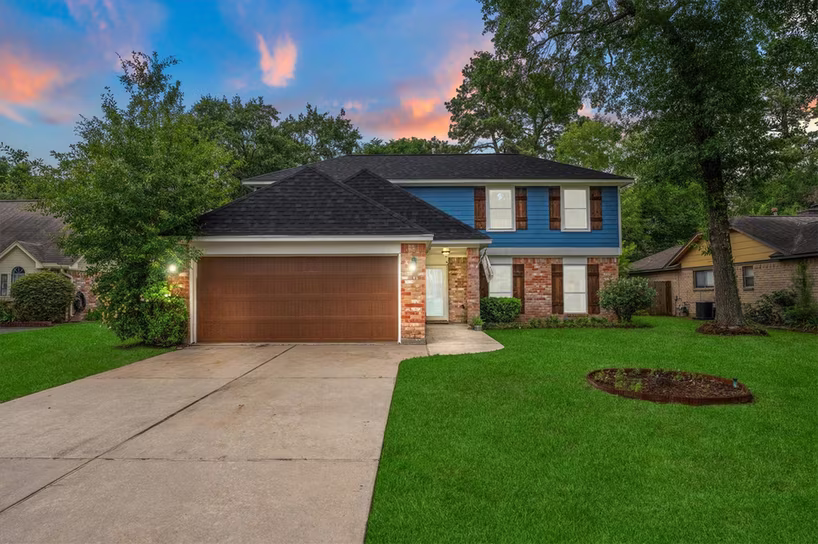 Photo 6 of 11918 Stillwater Drive, Houston, TX