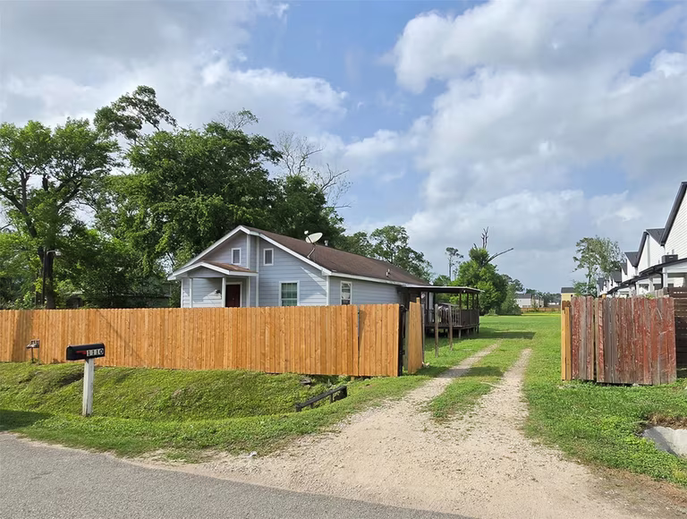 Photo of 1110 Paul Quinn Street, Houston, TX 77091