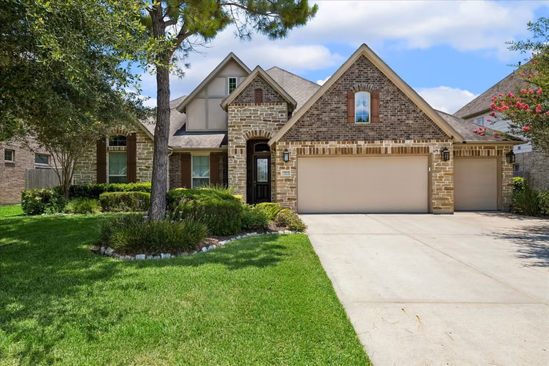 Photo 2 of 15803 Graham Spring Lane, Houston, TX