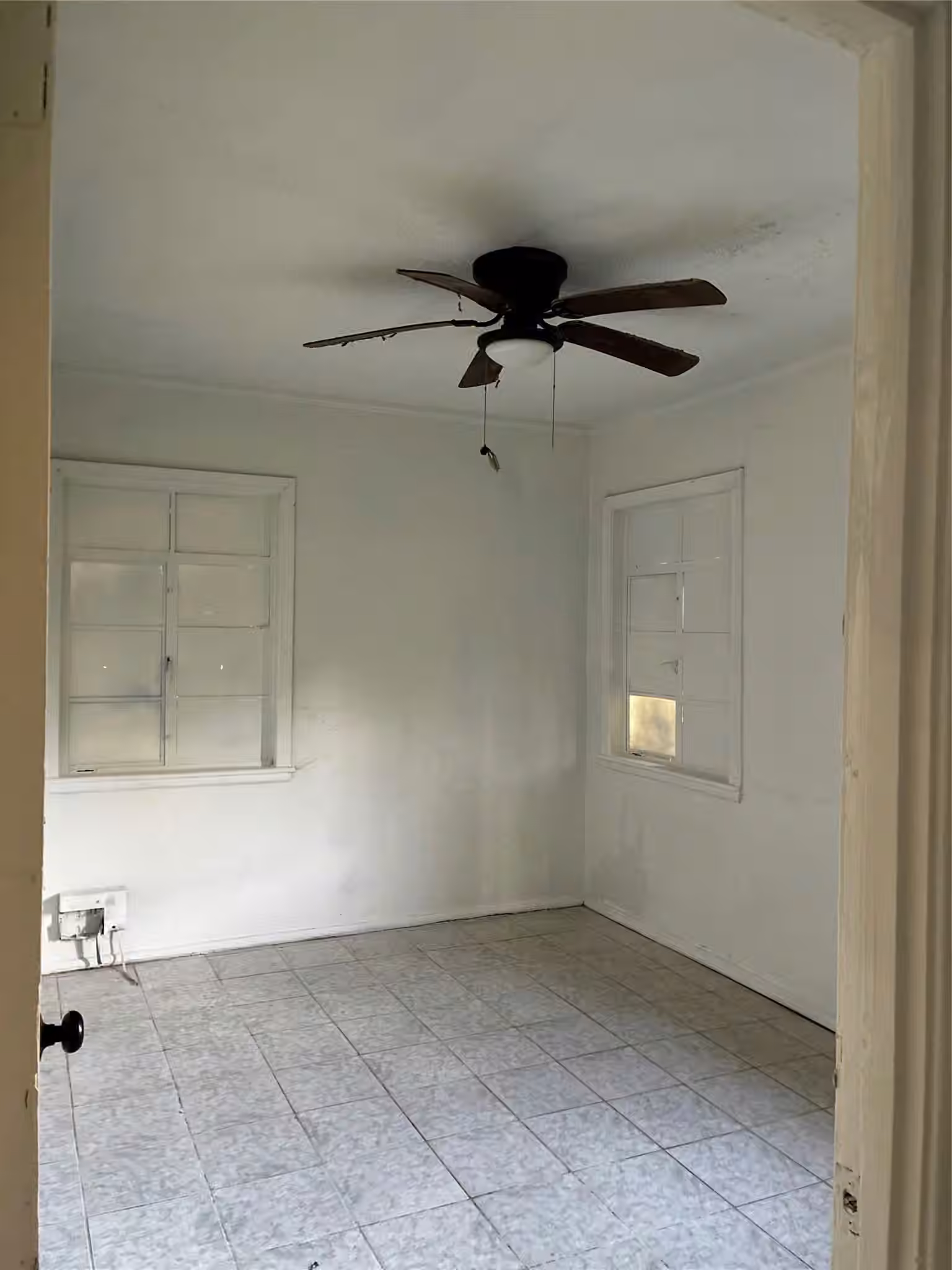 Photo 5 of 913 Anthony Court, Pasadena, TX