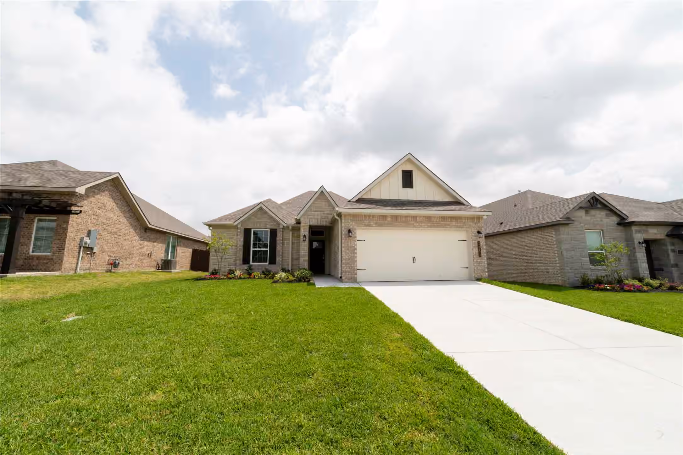 Photo of 2051 Winepress Road, Brenham, TX 77833