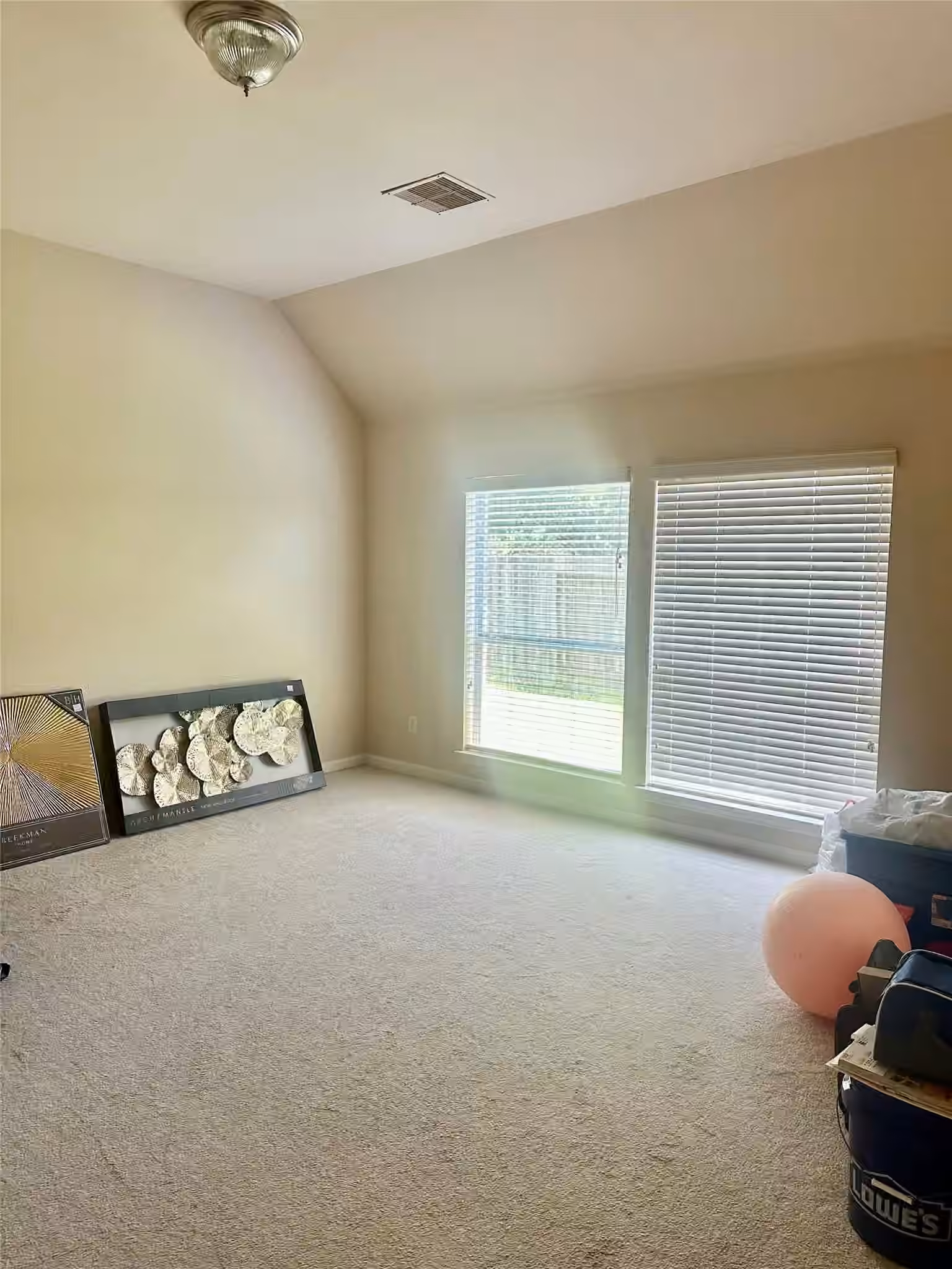Photo 6 of 15923 Maple Shores Drive, Houston, TX