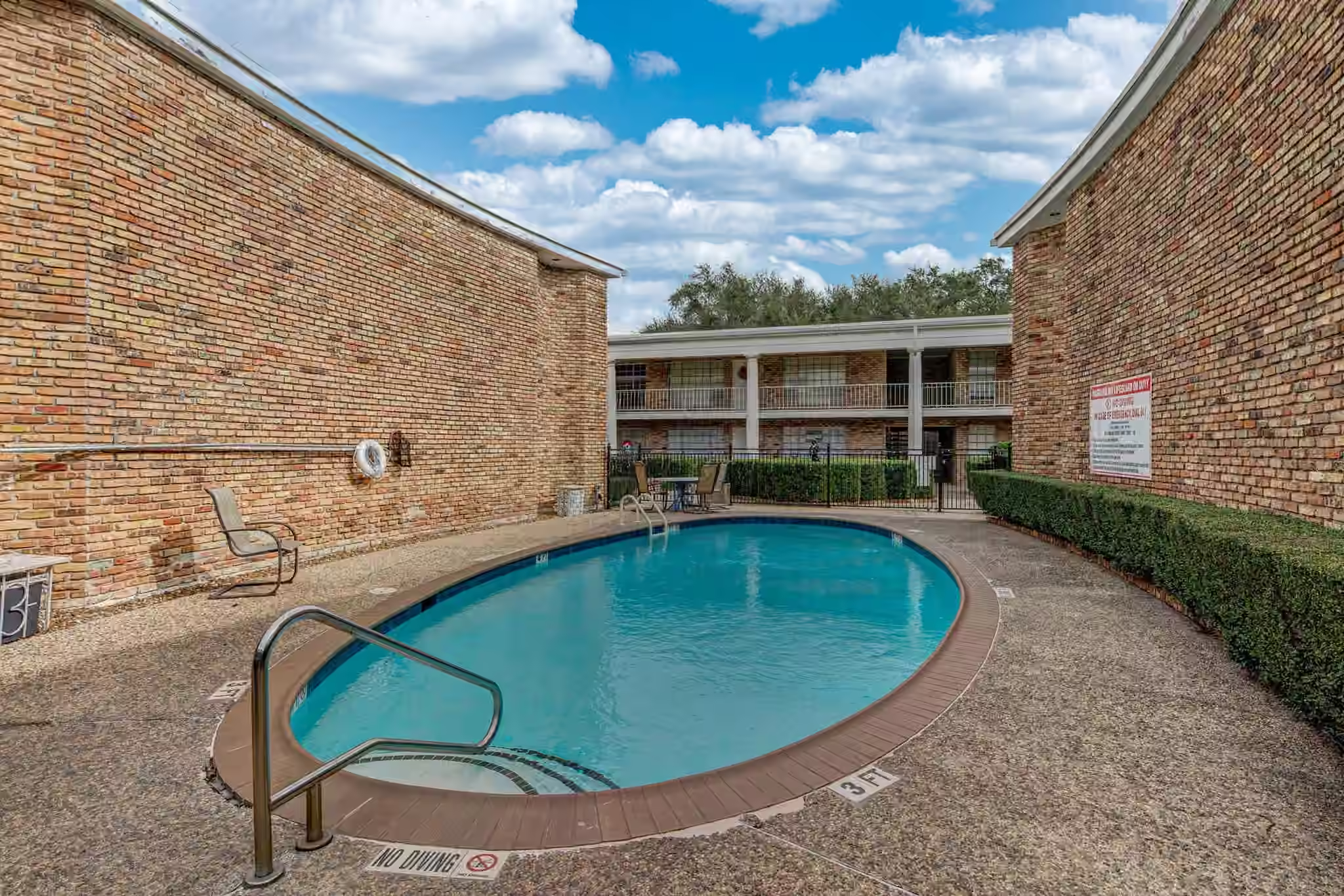 Photo 6 of 2101 Fountain View Drive 46C, Houston, TX