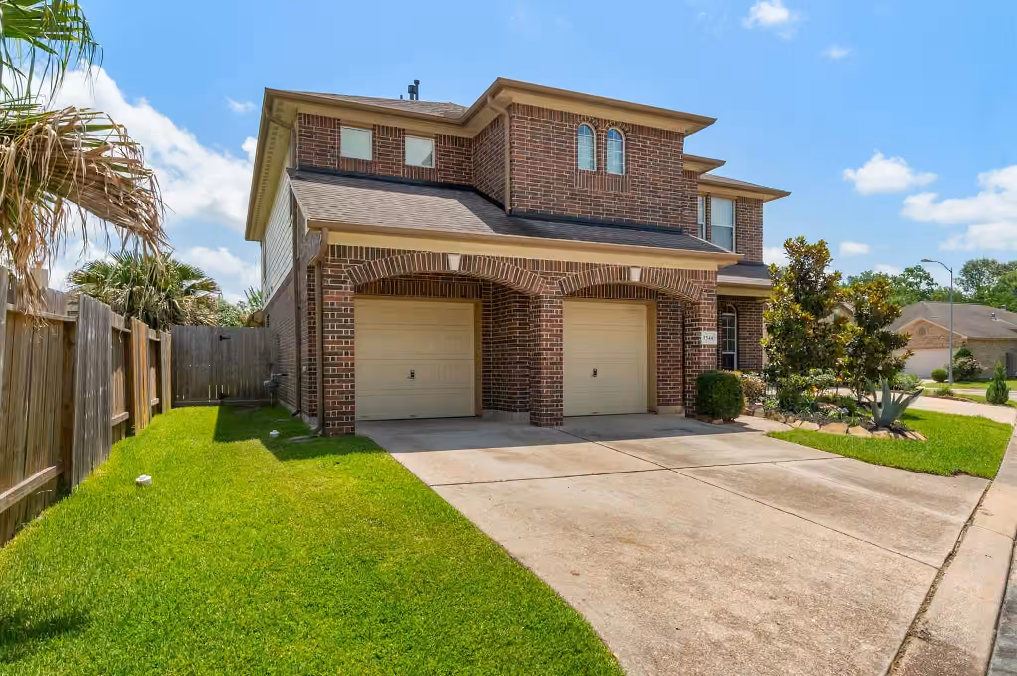 Photo 2 of 3544 Firenze Drive, Friendswood, TX