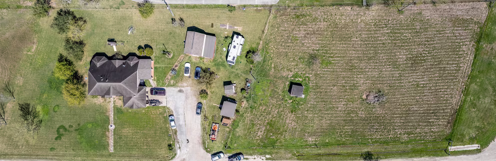Photo 3 of 6534 Fm 3180 Road, Baytown, TX