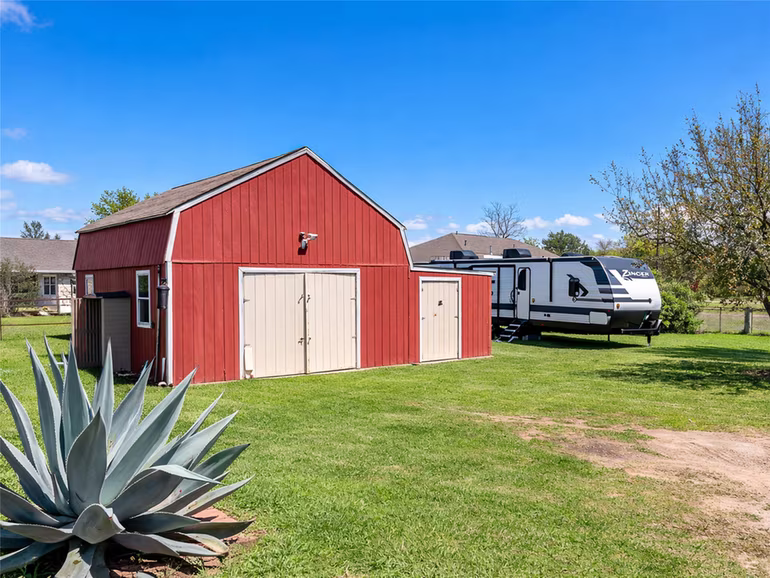 Photo 4 of 6534 Fm 3180 Road, Baytown, TX