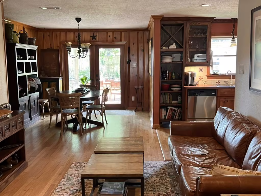 Photo 7 of 4037 Omeara Drive, Houston, TX