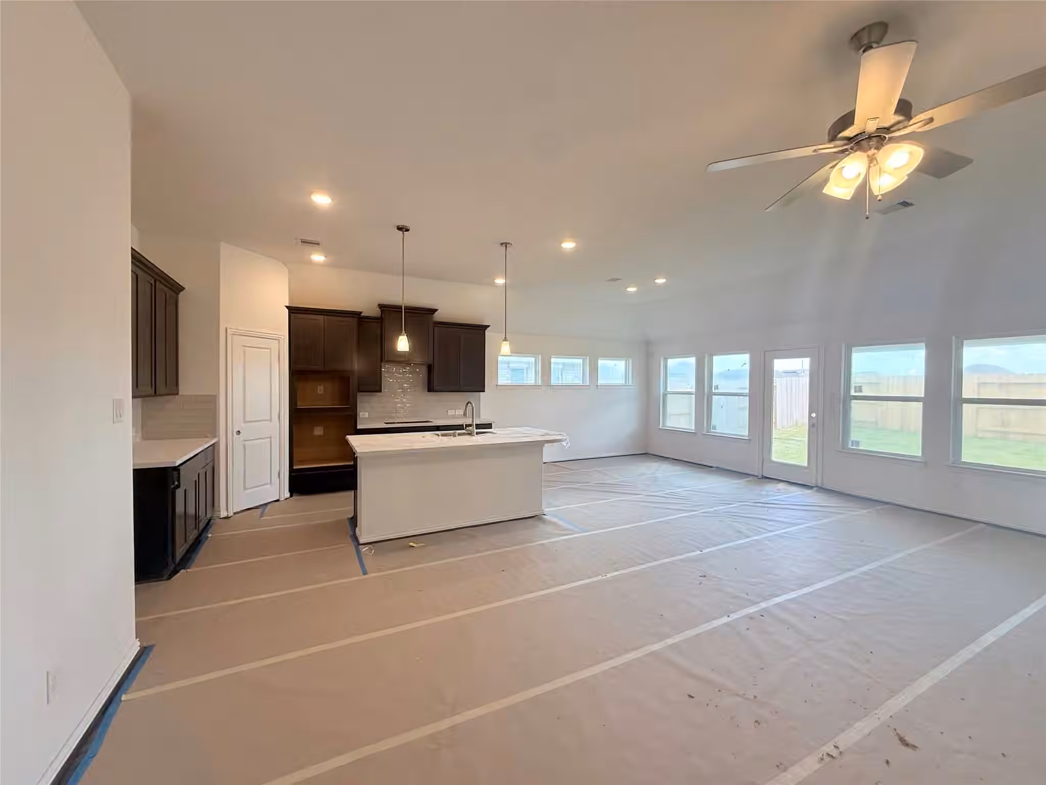 Photo 3 of 4760 Bakers Landing Drive, Katy, TX