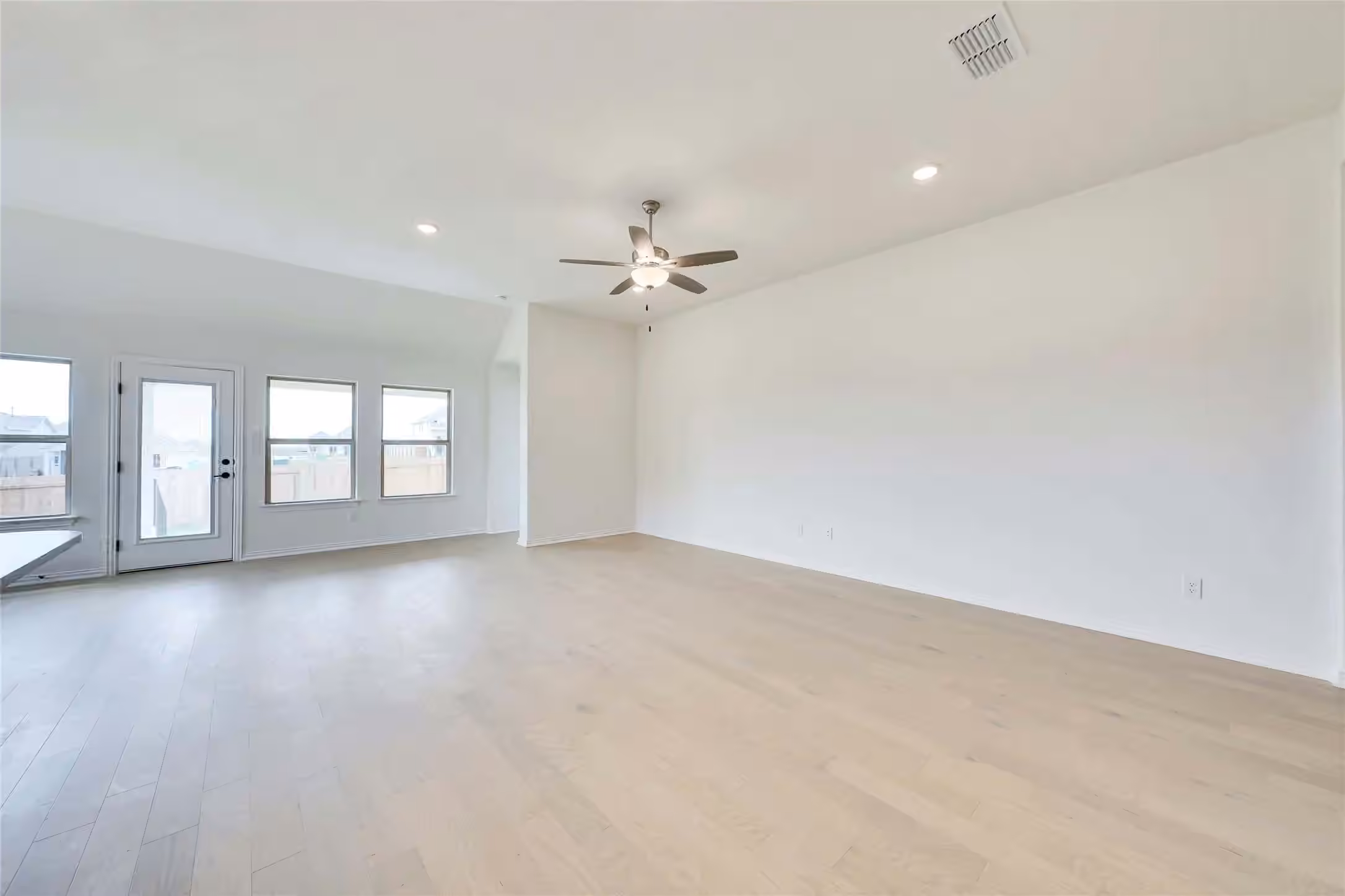 Photo 5 of 4760 Bakers Landing Drive, Katy, TX