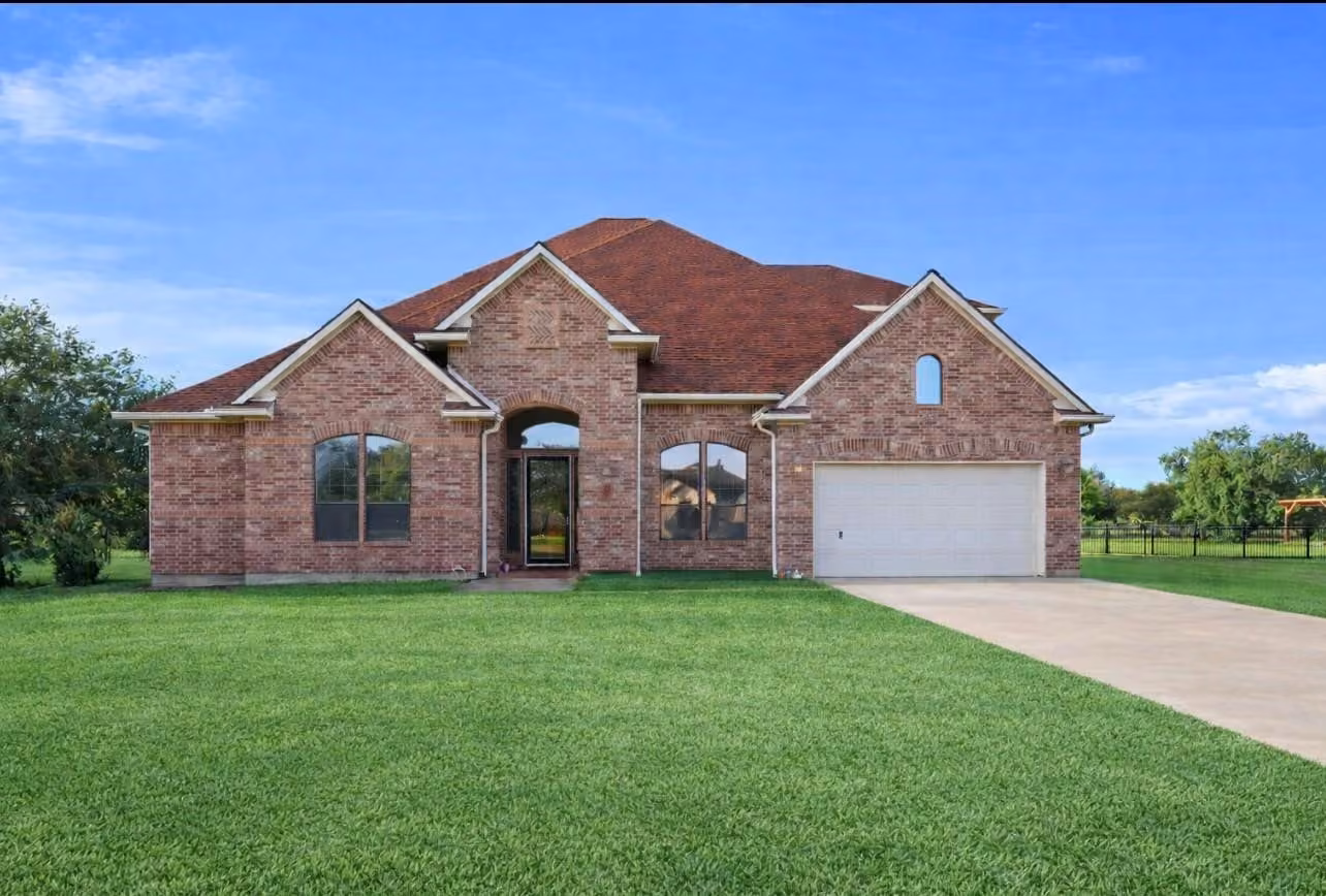 Photo of 6311 Redfish Reef Drive, Beach City, TX