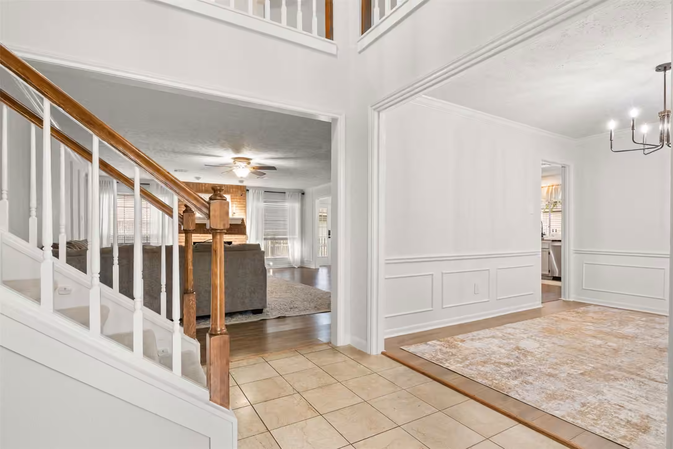 Photo 5 of 7723 Stonesdale Drive, Houston, TX