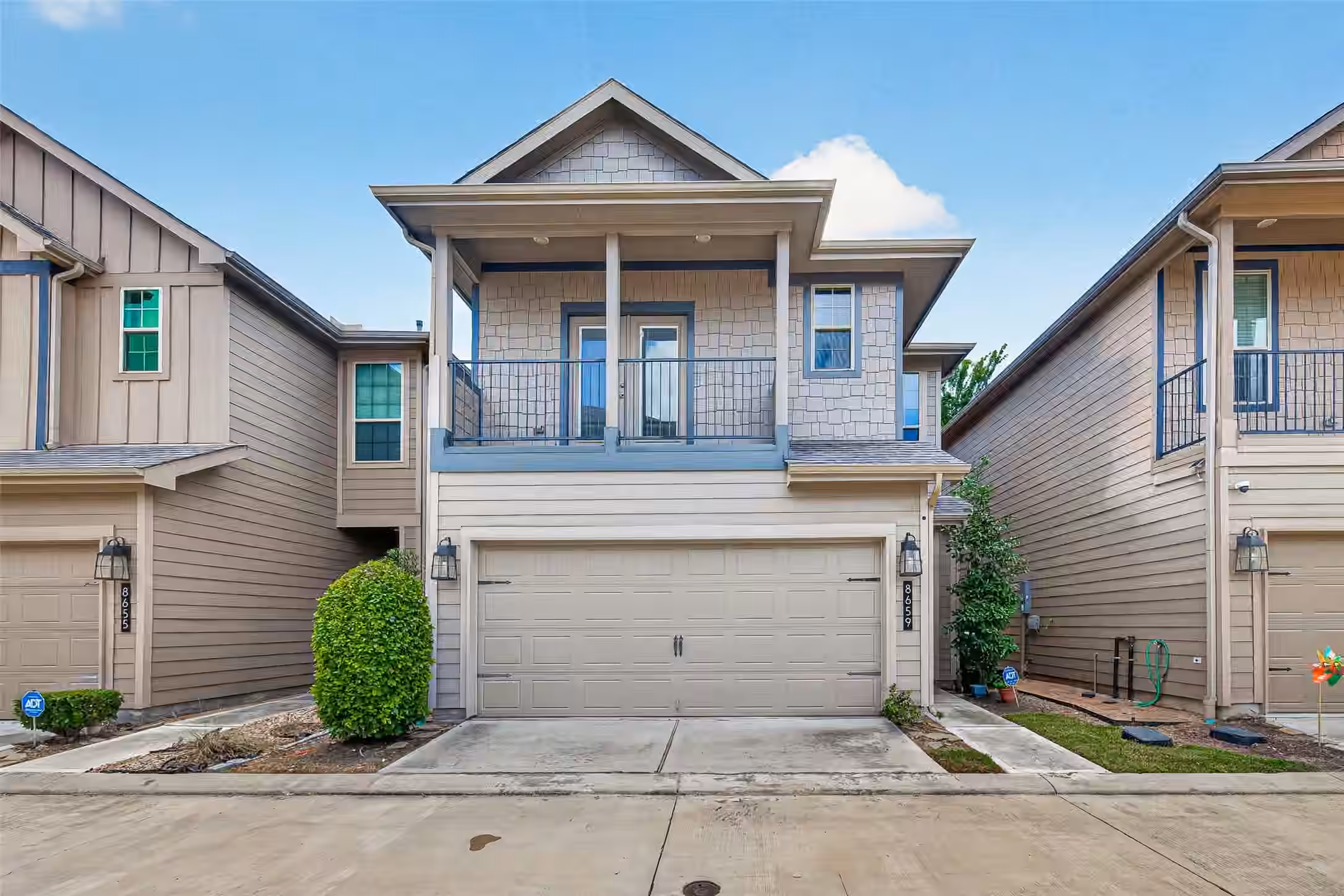 Photo of 8659 Cedardale Park Drive, Houston, TX
