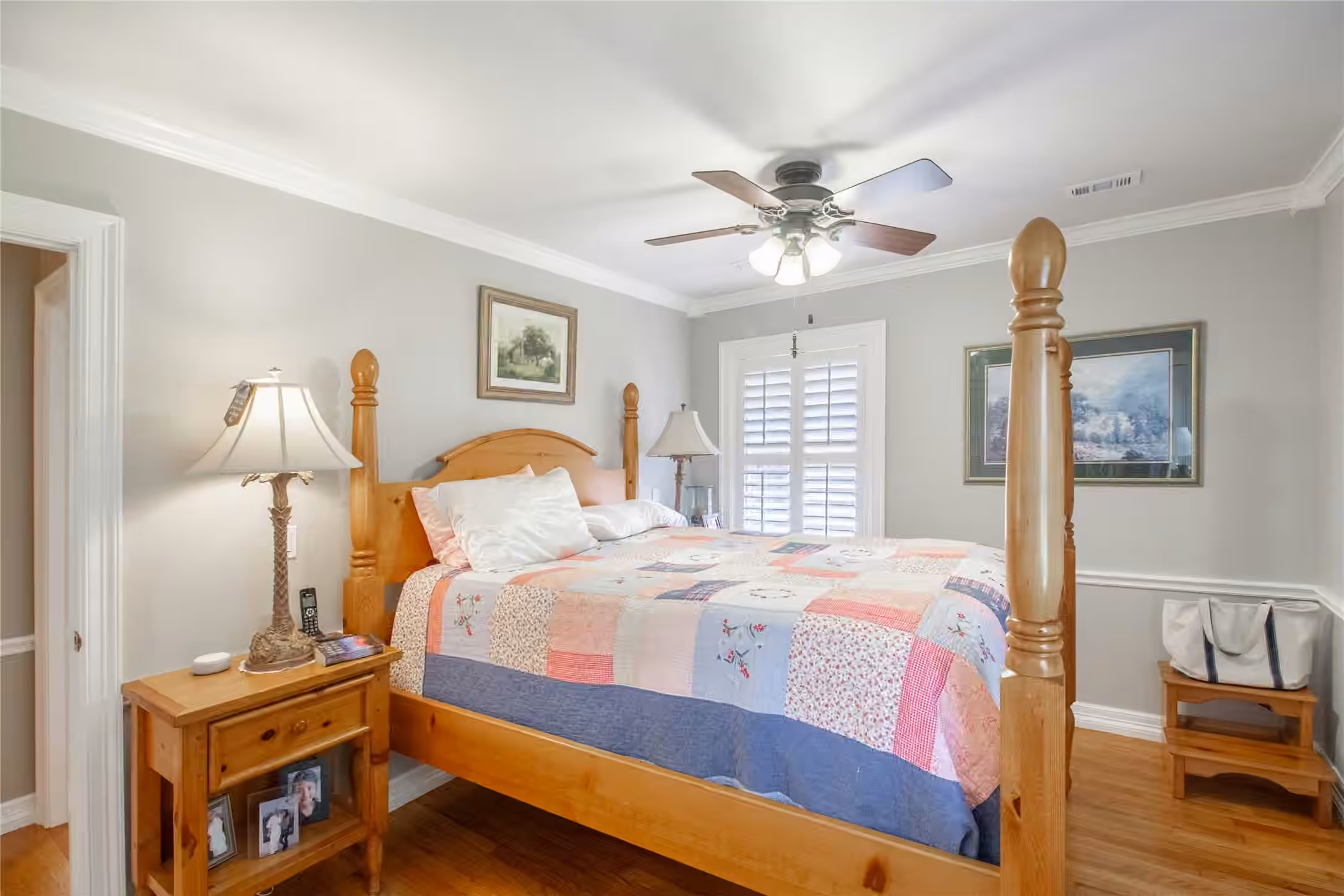 Photo 5 of 2107 Bron Holly Drive, Houston, TX