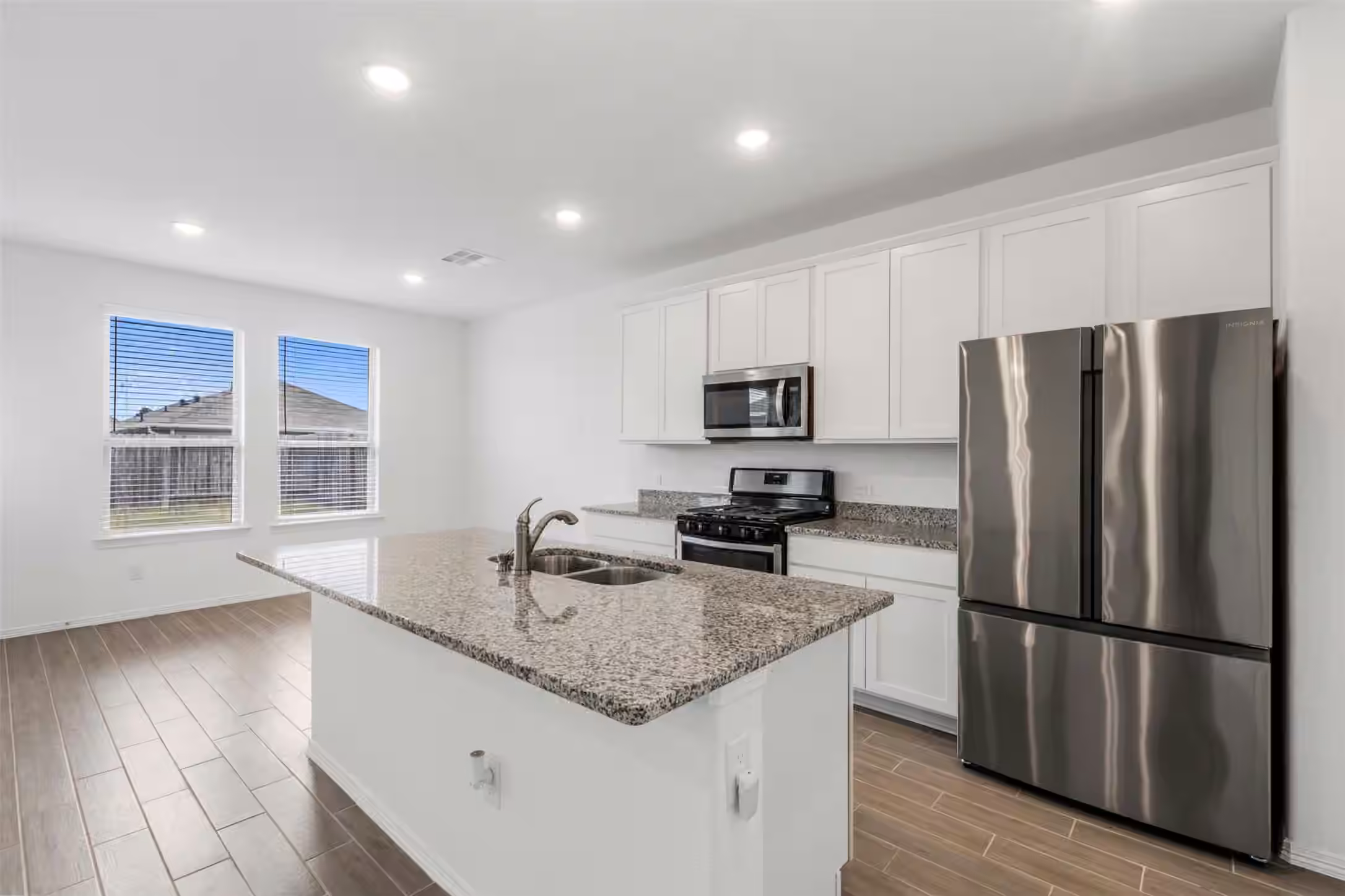 Photo 7 of 25814 Northpark Pine Drive, Porter, TX